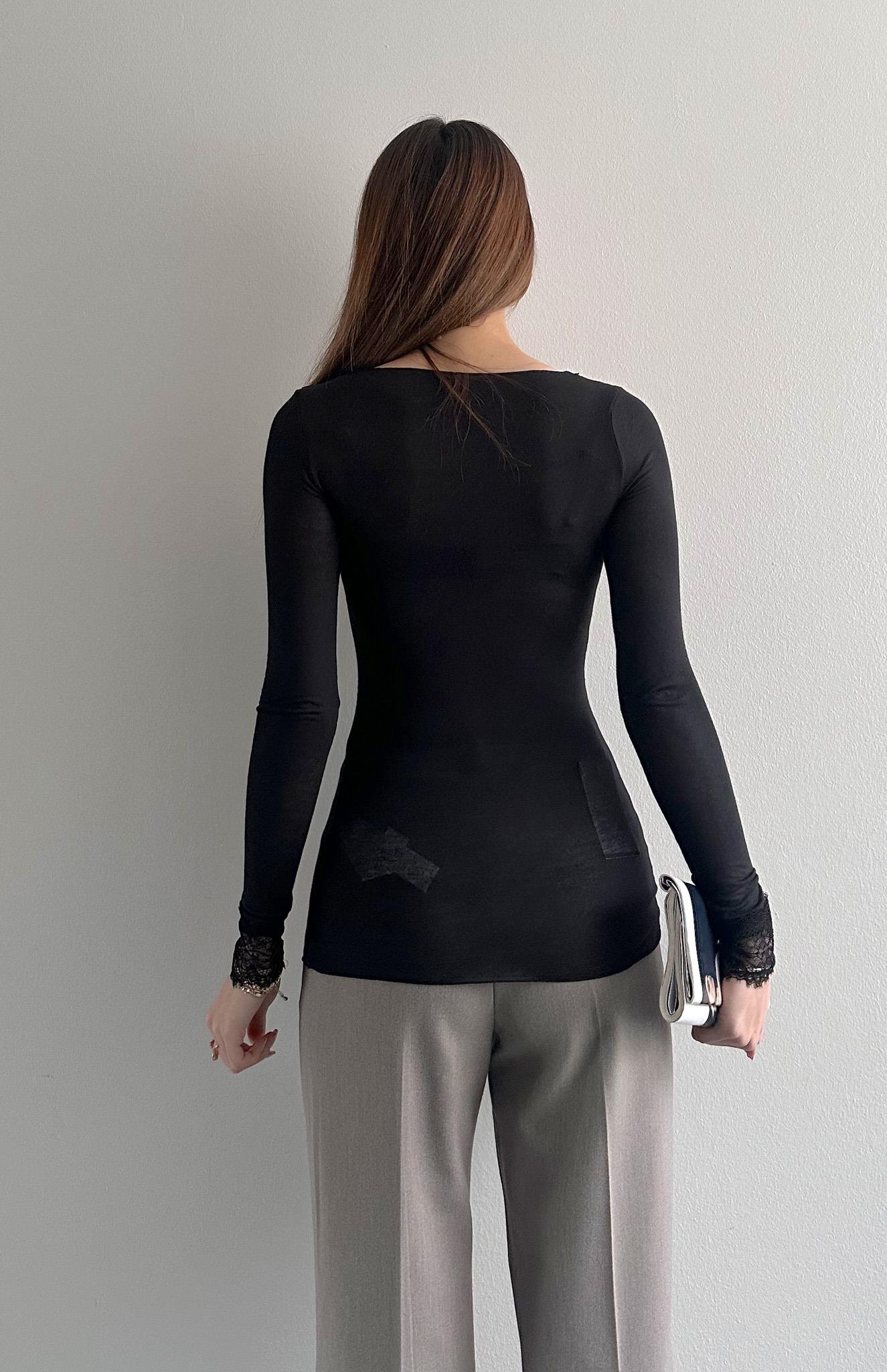 Dantel Detaylı Kaşmir Bluz SİYAH