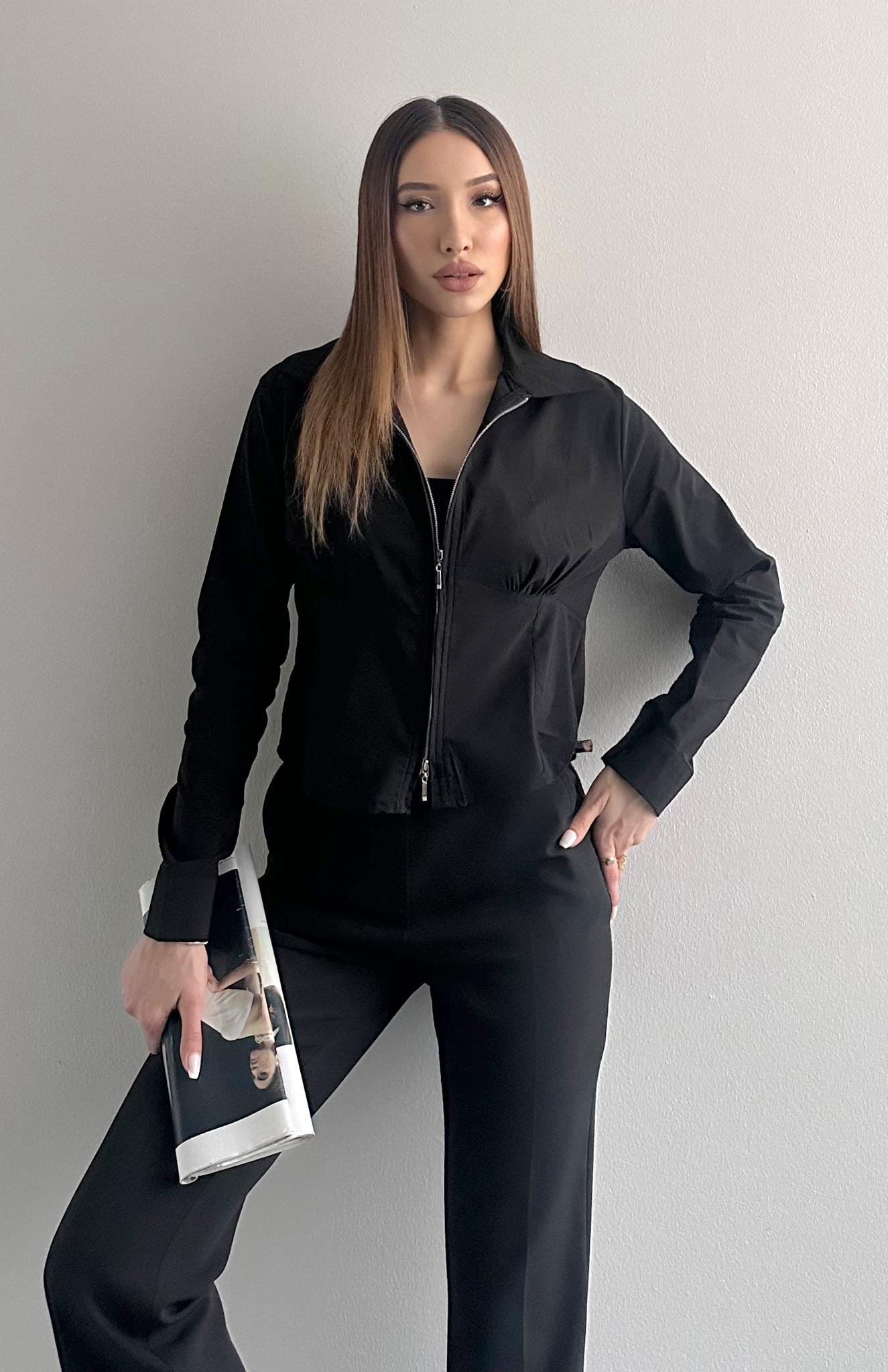 Göğüs Büzgü Detaylı Fermuarlı Bluz SİYAH