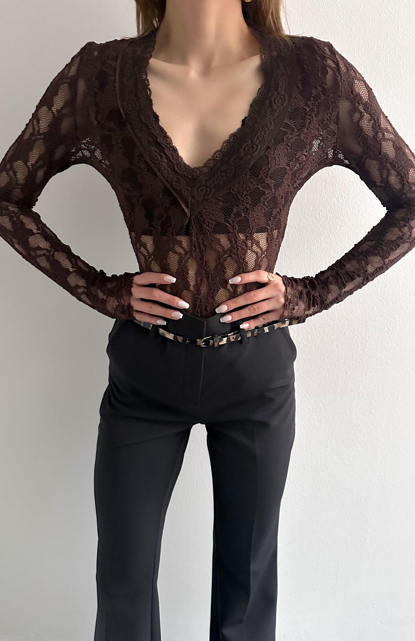 V Yaka Dantelli Bluz KAHVERENGİ