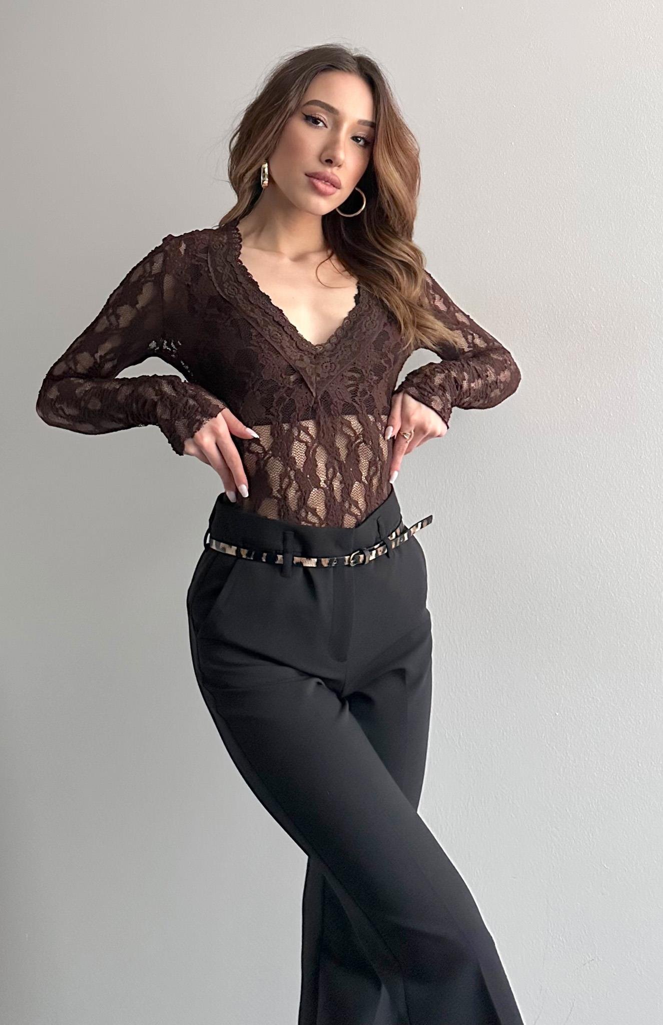 V Yaka Dantelli Bluz KAHVERENGİ