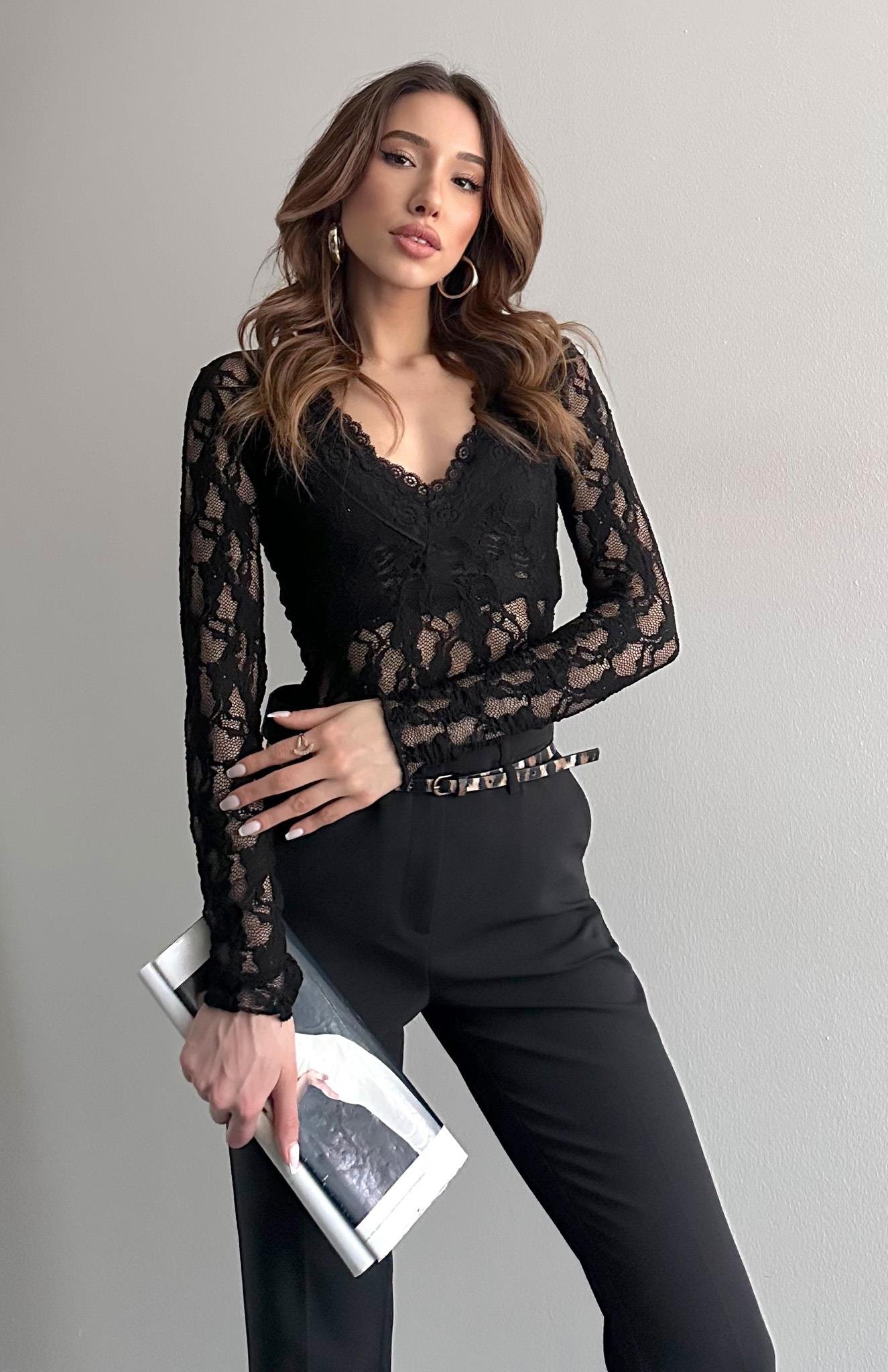 V Yaka Dantelli Bluz SİYAH