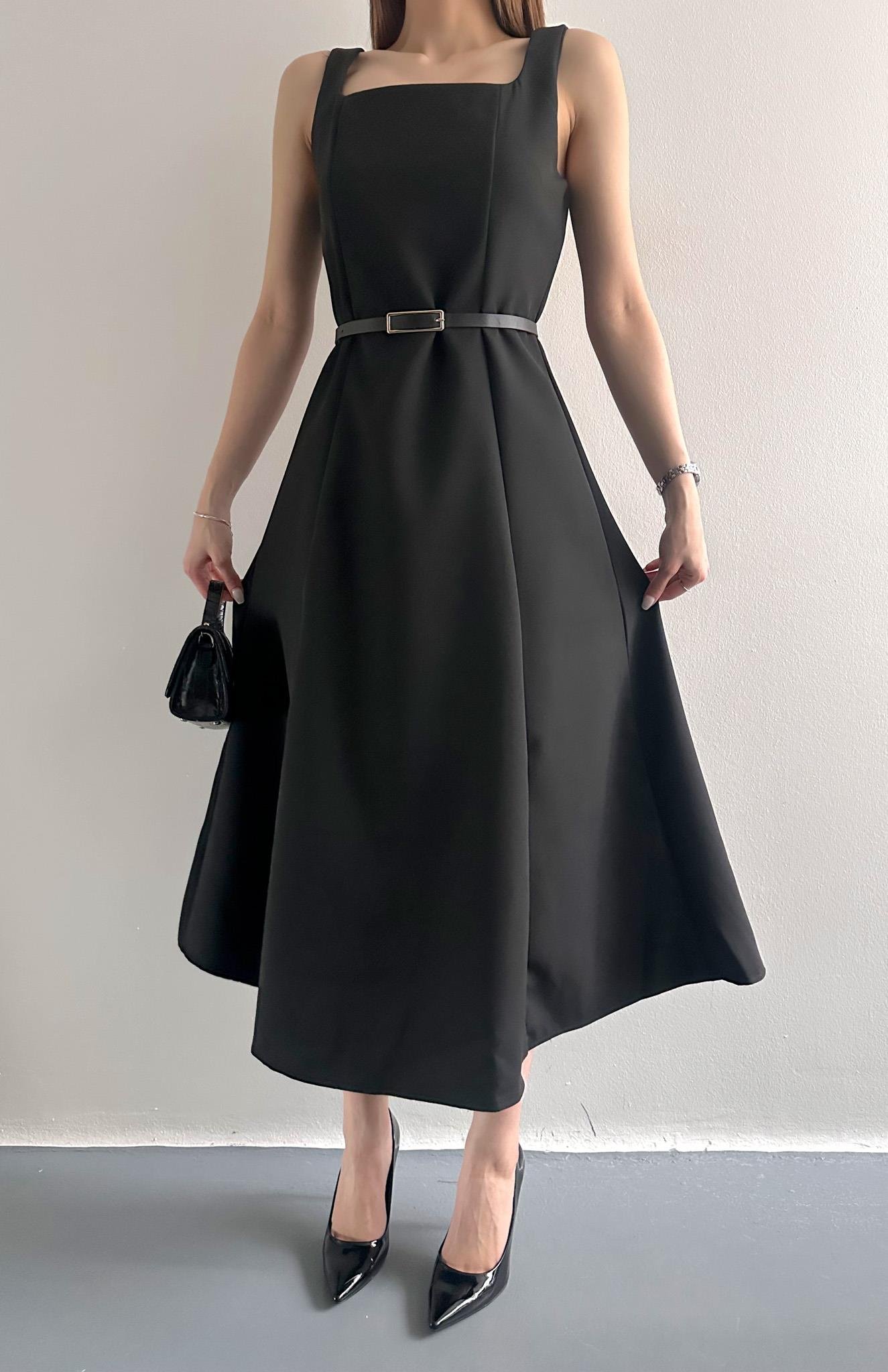 Beli Kemerli Elbise SİYAH