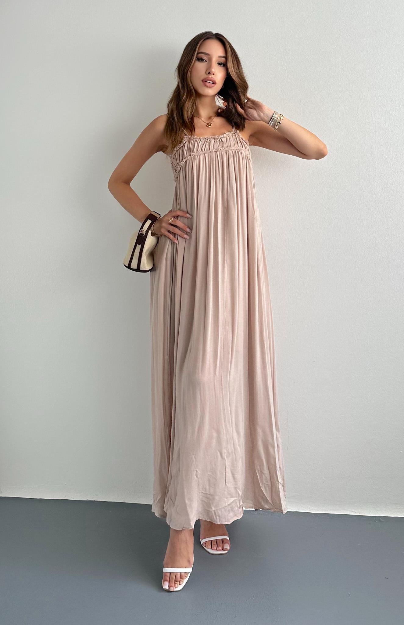 Büzgülü Askılı Cepli Uzun Elbise BEJ