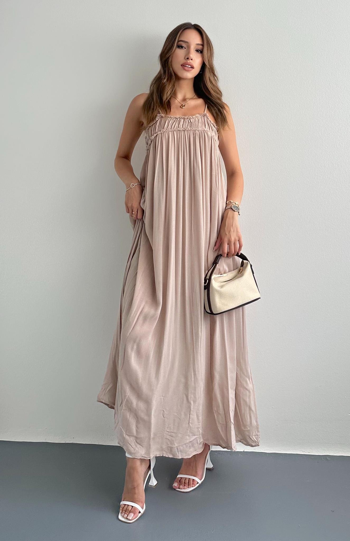 Büzgülü Askılı Cepli Uzun Elbise BEJ