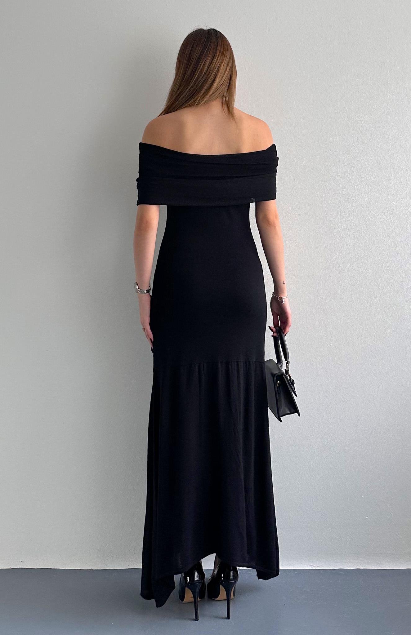 Omuzları Açık SİYAH