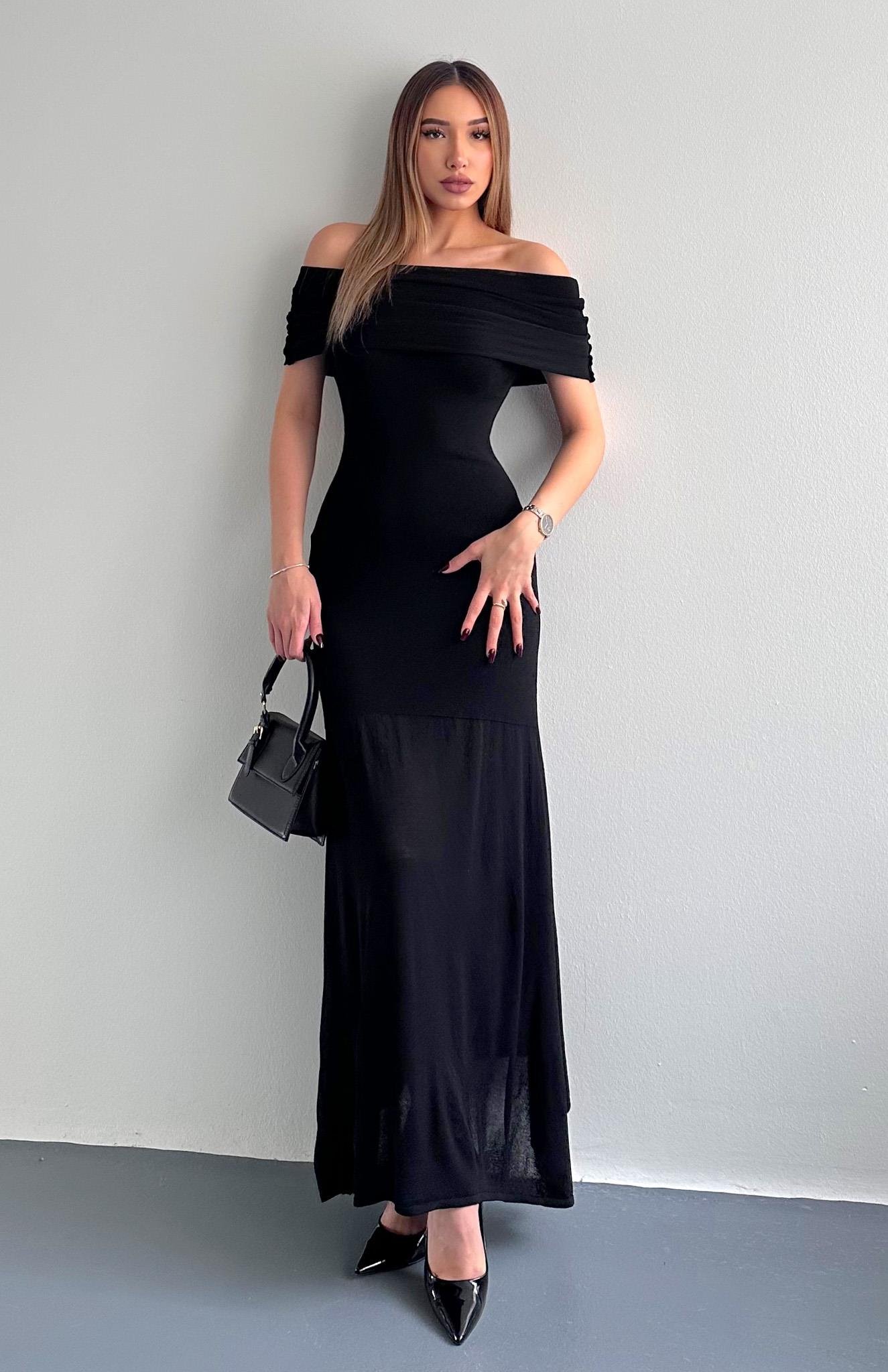 Omuzları Açık SİYAH