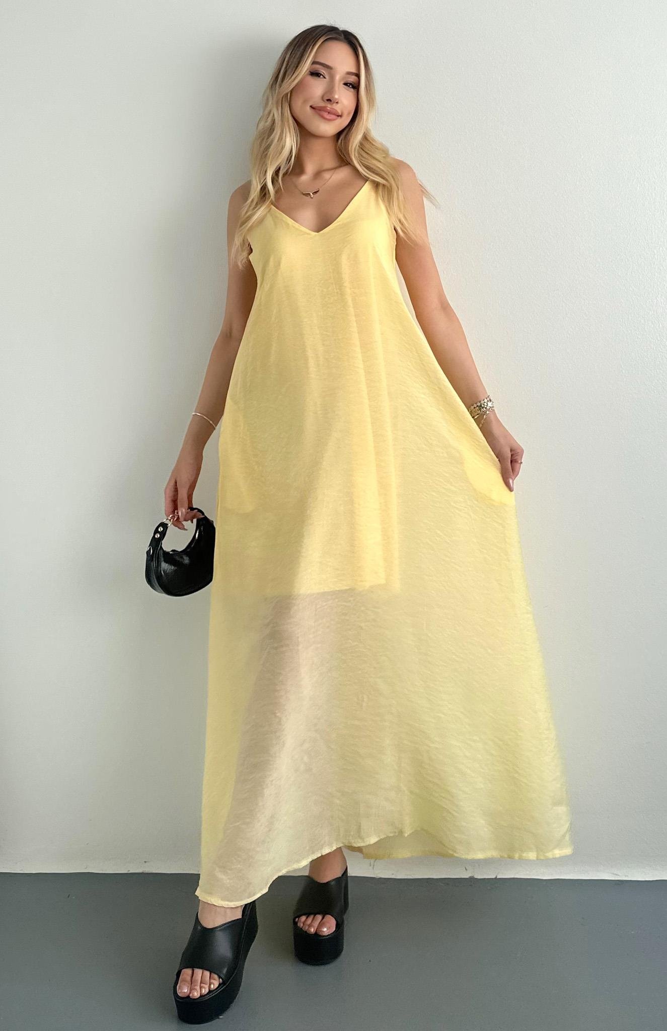 V Yaka Askılı Cepli Dökümlü Elbise SARI