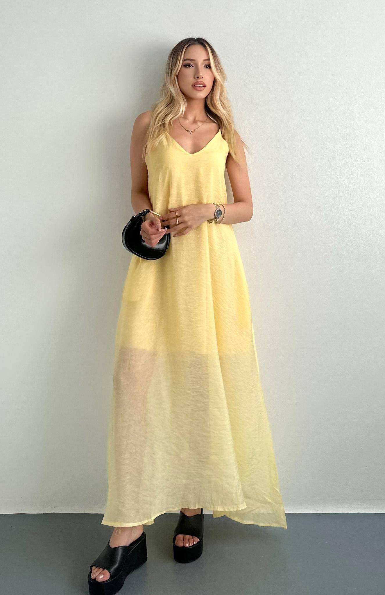 V Yaka Askılı Cepli Dökümlü Elbise SARI