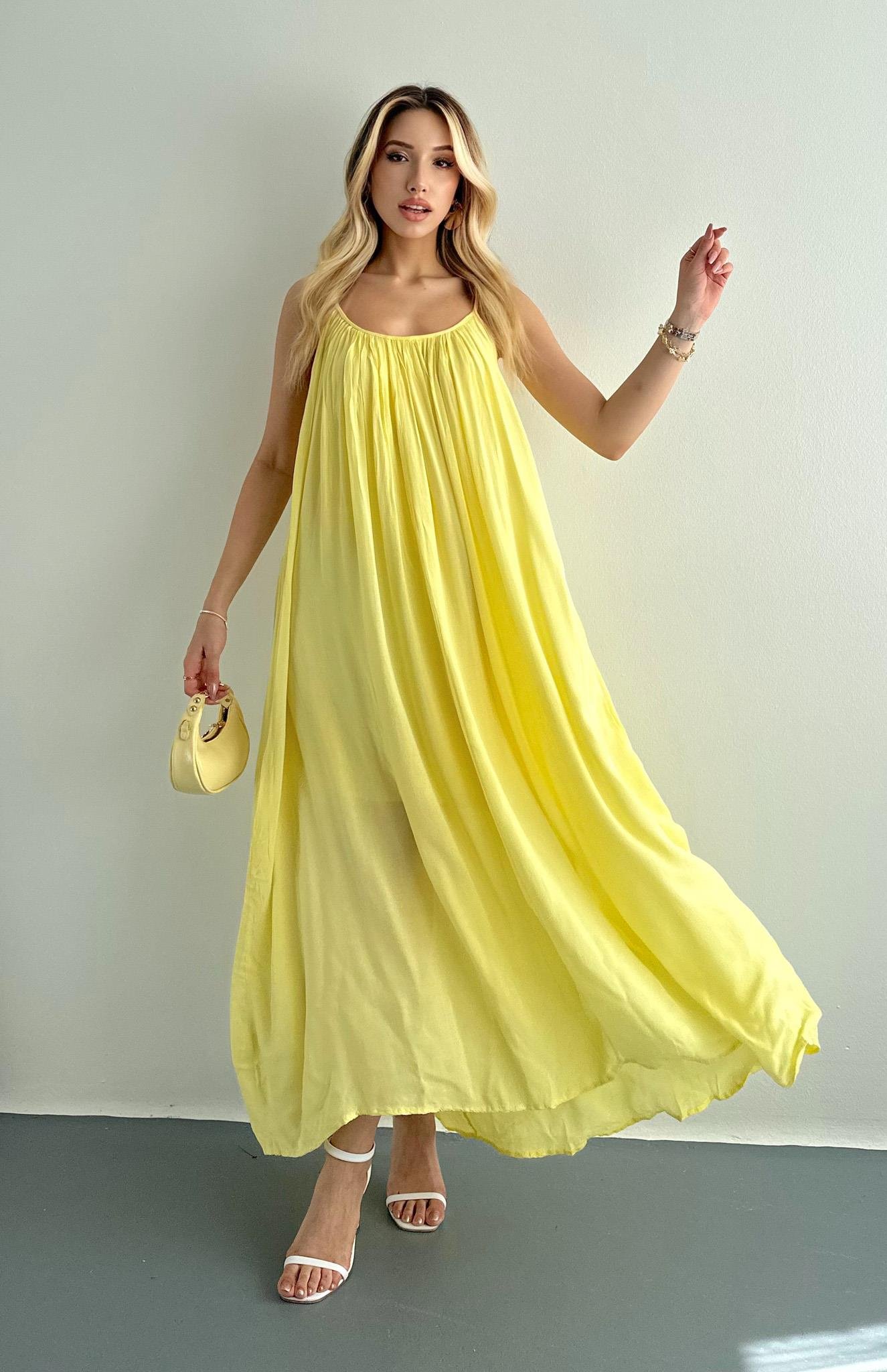 V Yaka Büzgülü Askılı Elbise SARI