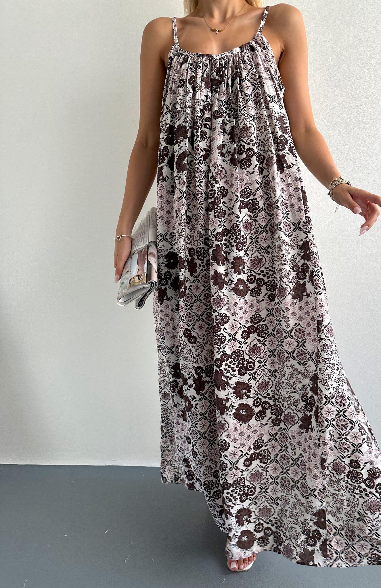 V Yaka Büzgülü Desenli Elbise EKRU