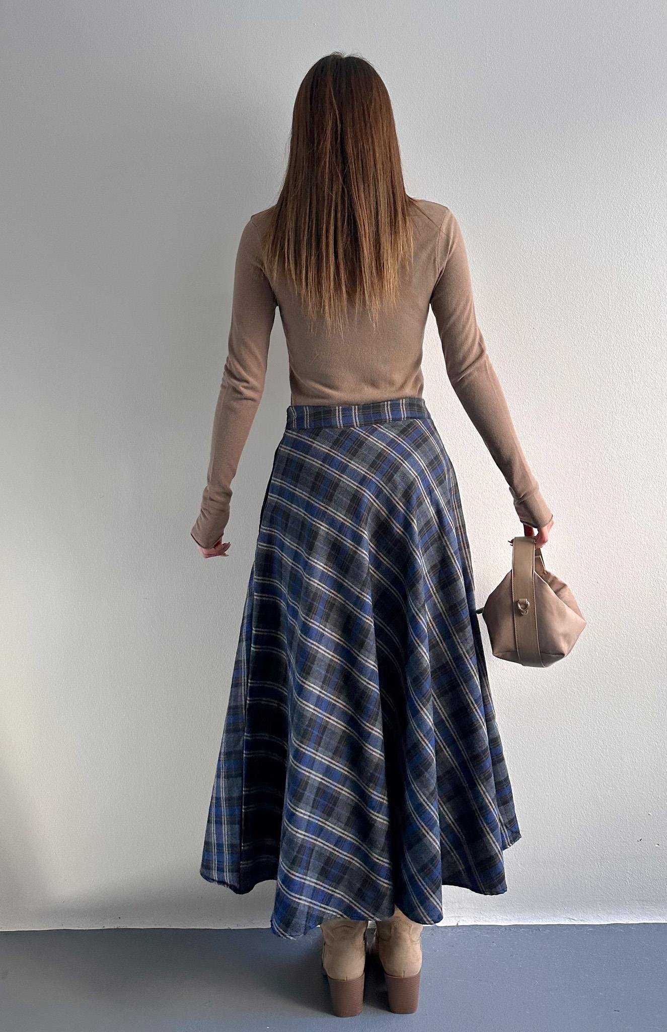 Ekose Desenli Verev Etek LACİVERT