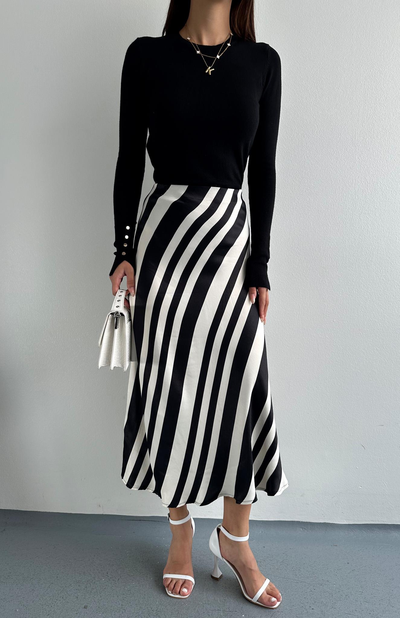 Zebra Desen Saten Etek SİYAH