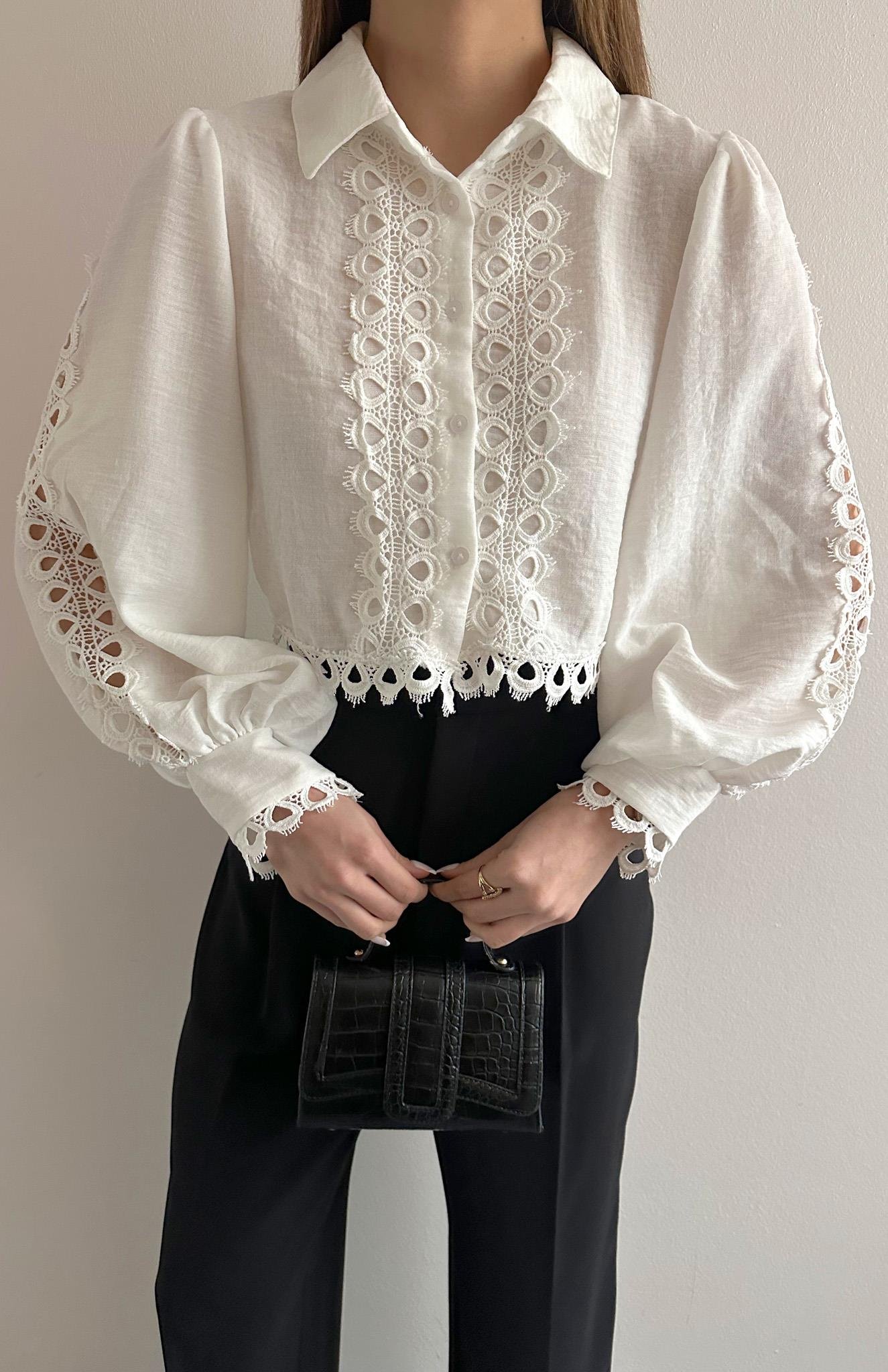 Dantelli Crop Keten Gömlek EKRU