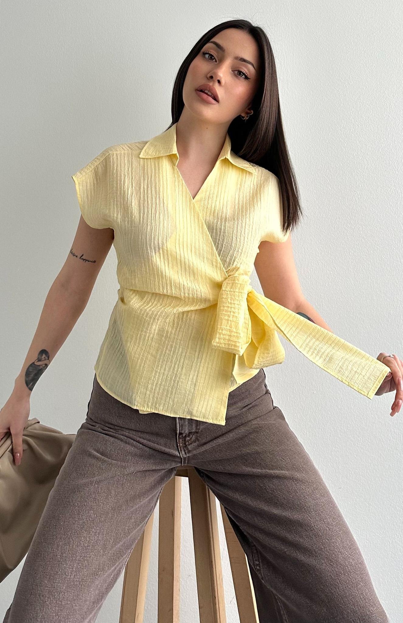 Kolsuz Bağlamalı Gömlek SARI