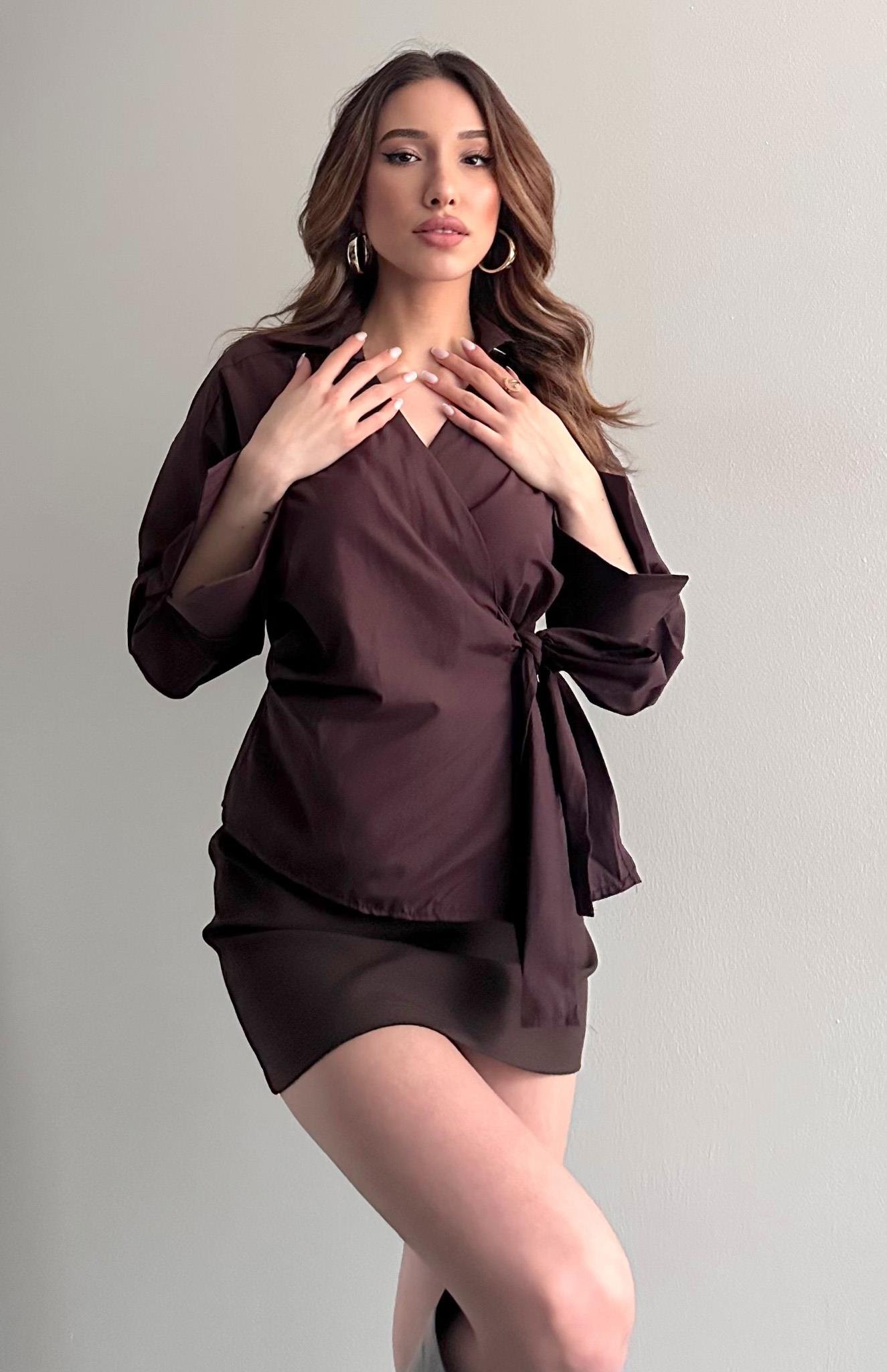 Önü Kruvaze Bağlamalı Pileli Gömlek KAHVERENGİ