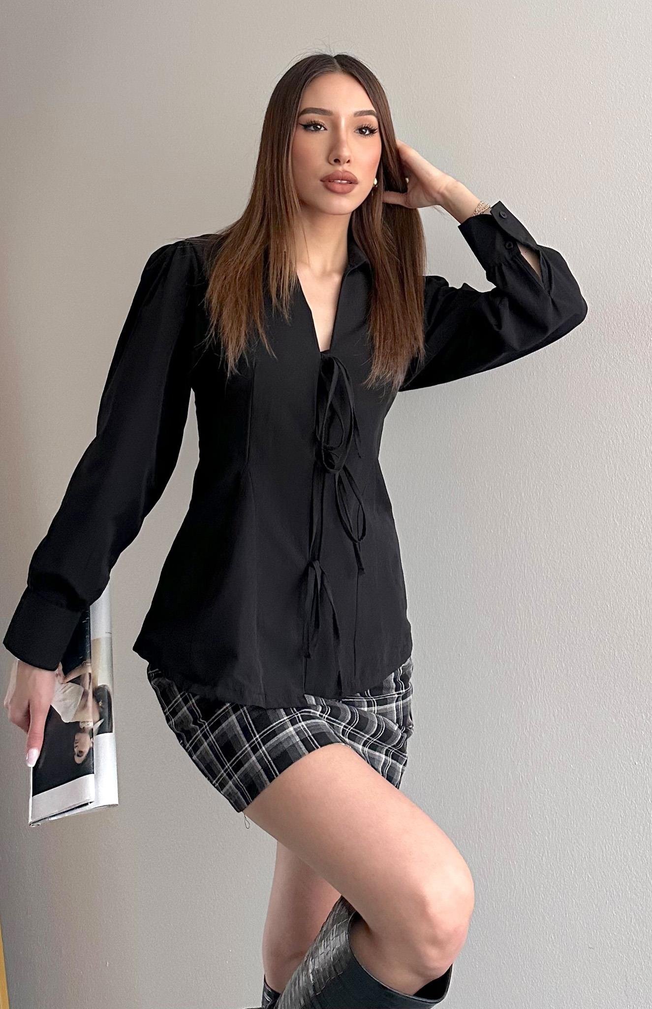 V Yaka Önü Bağlamalı Gömlek SİYAH