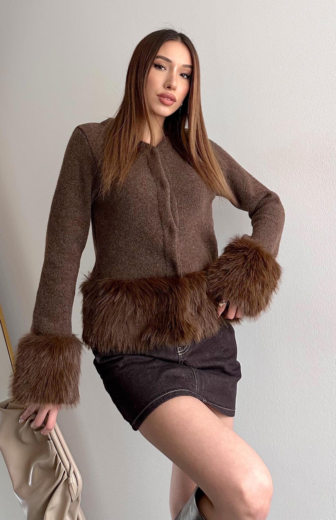 Altı Ve Kolları Tüylü Hırka KAHVERENGİ