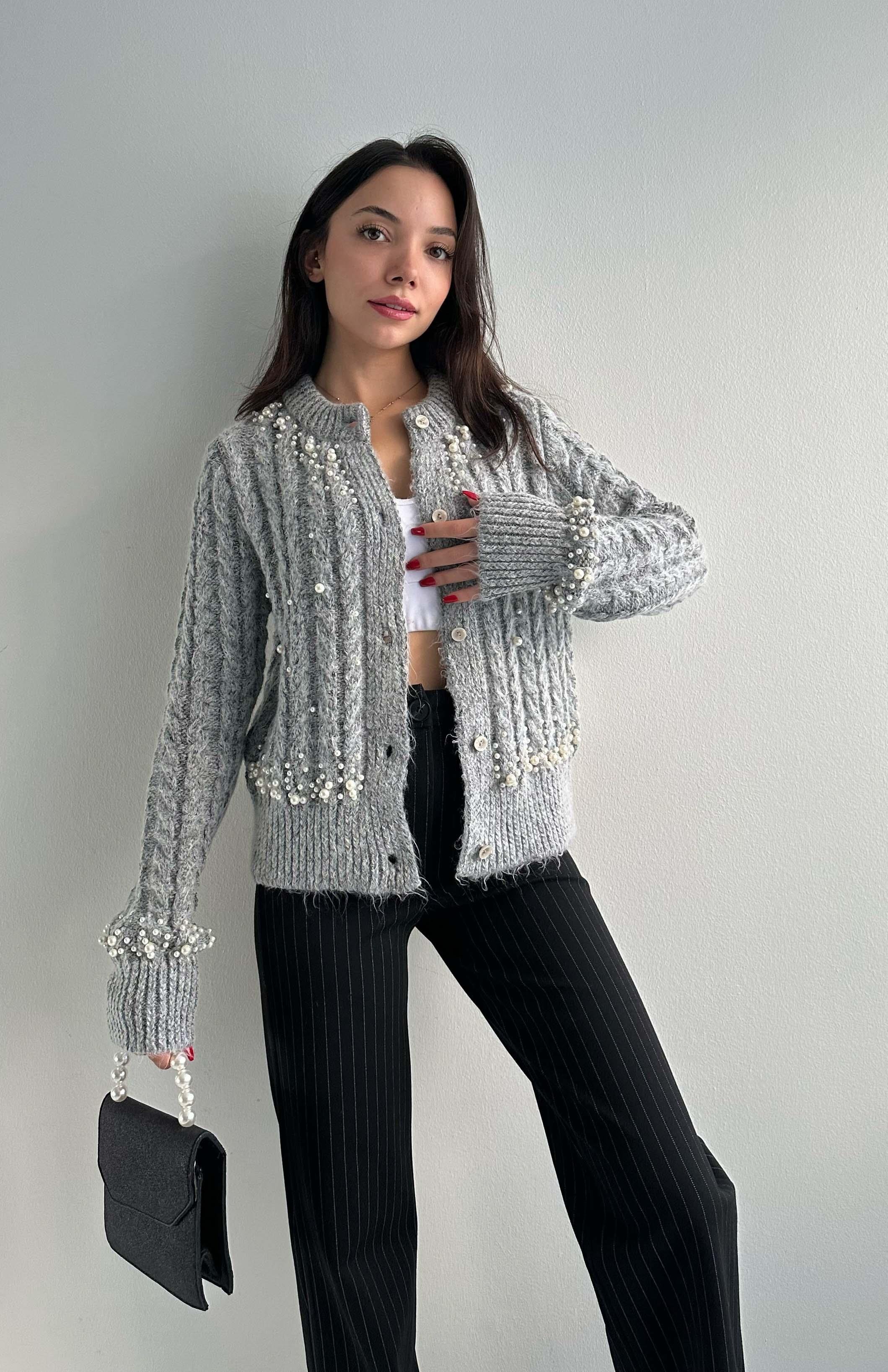 Boncuklu Hırka GRİ