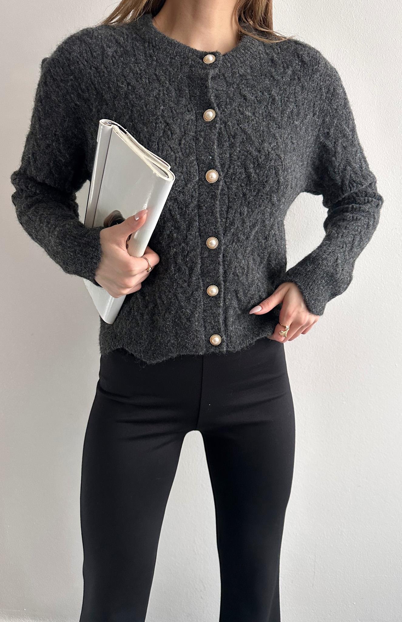 Örgülü Gold Düğmeli Lara Hırka ANTRASİT