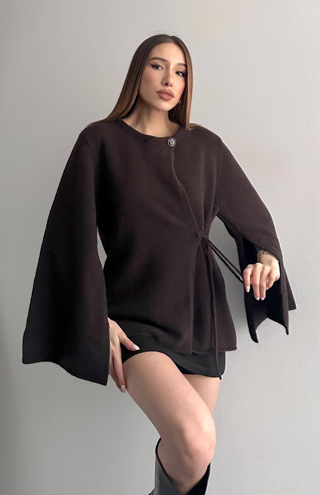 Pelerin Kesim Yün Karışım Triko KAHVERENGİ