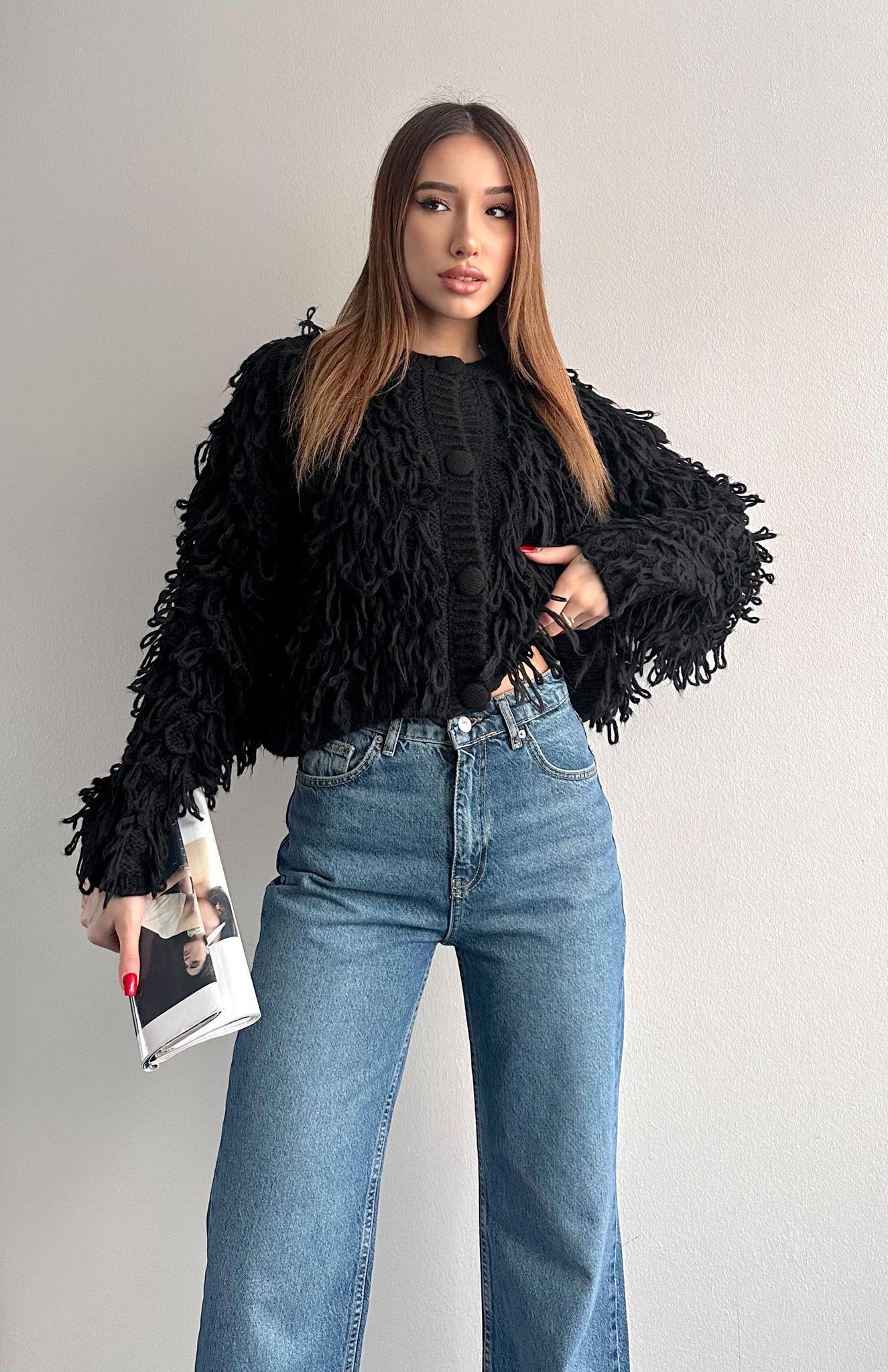 Şaçaklı Triko Top Hırka SİYAH