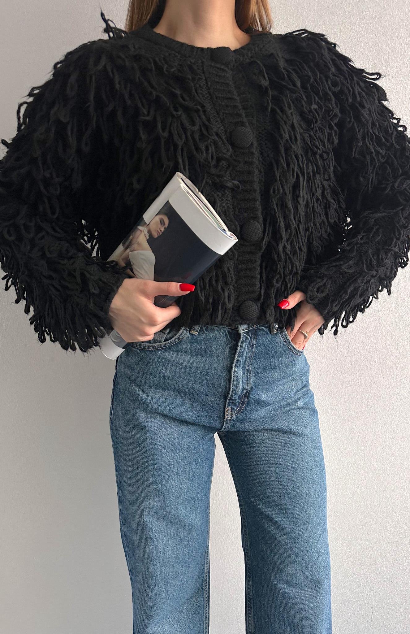 Şaçaklı Triko Top Hırka SİYAH