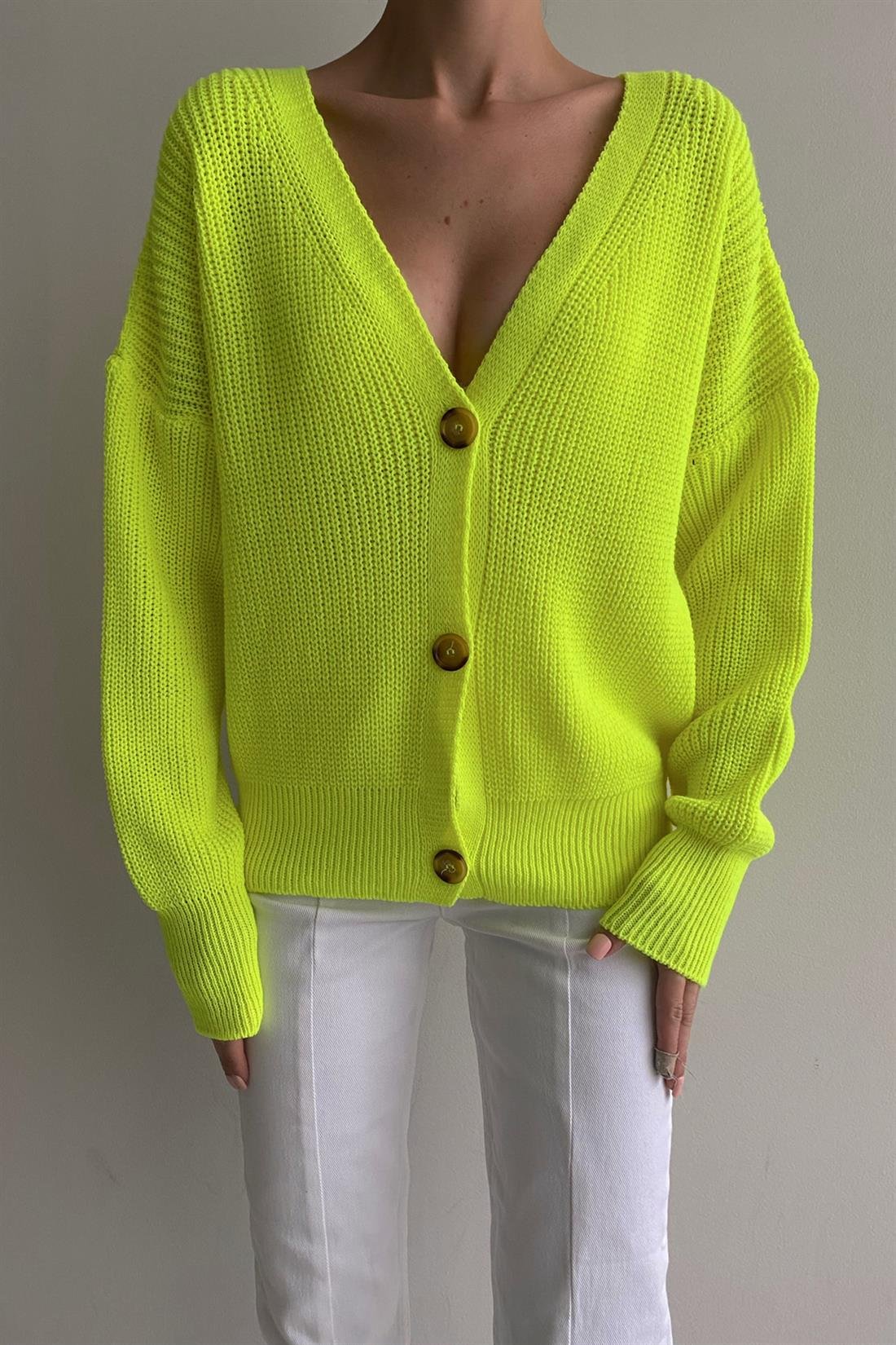 Üç Düğmeli Hırka NEON SARI