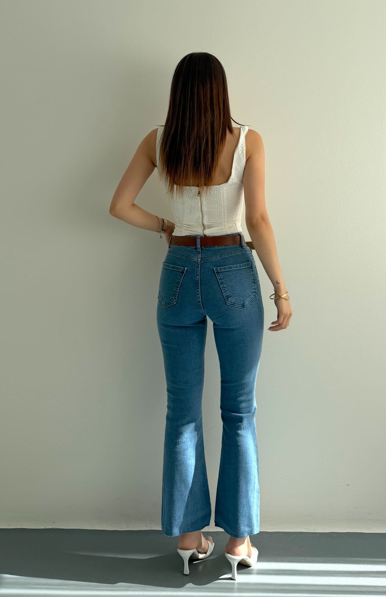 Bol Paça Kemerli Pantolon 013