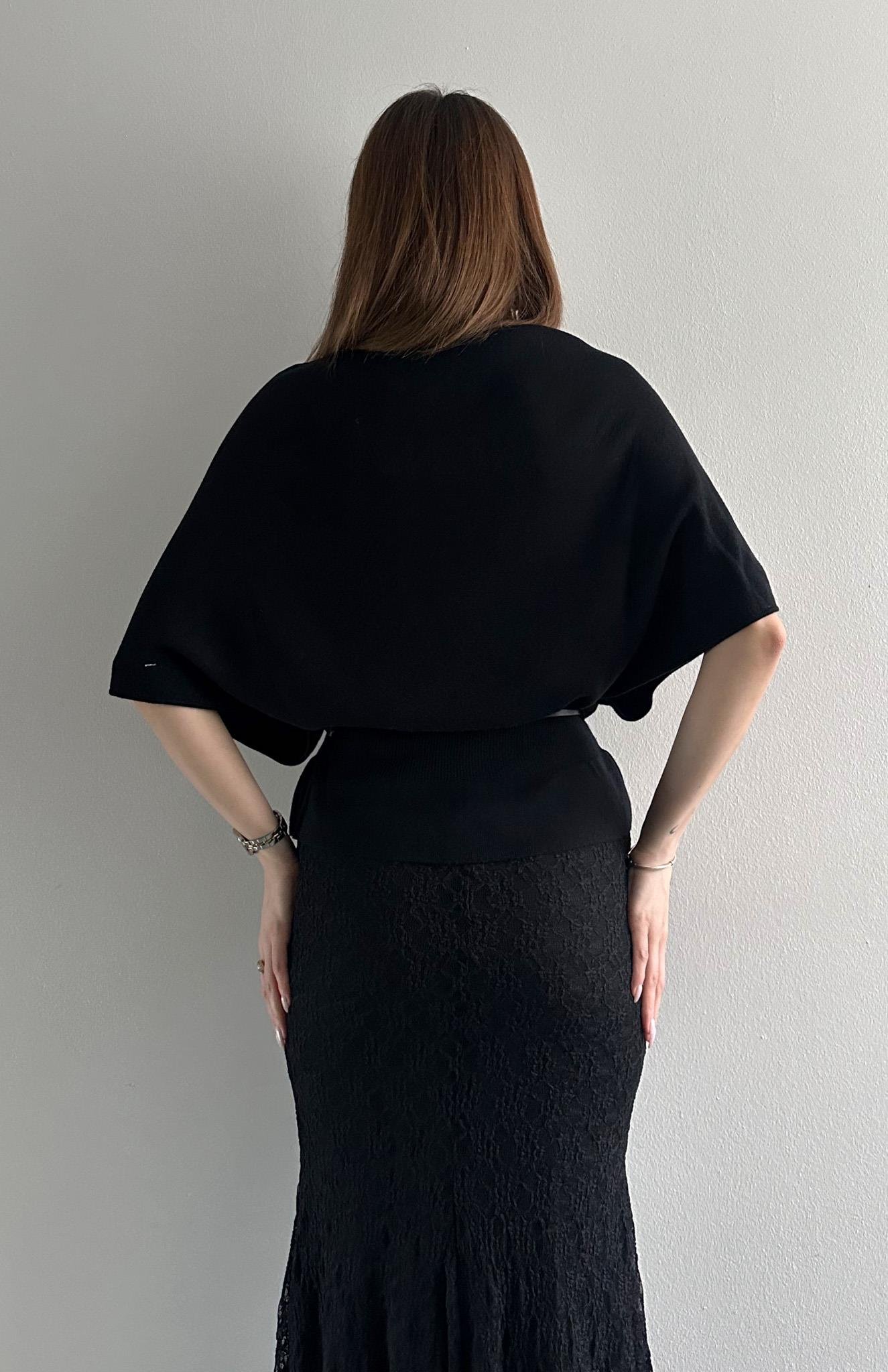 Kayık Yaka Yarasa Kol Kemerli Kazak SİYAH