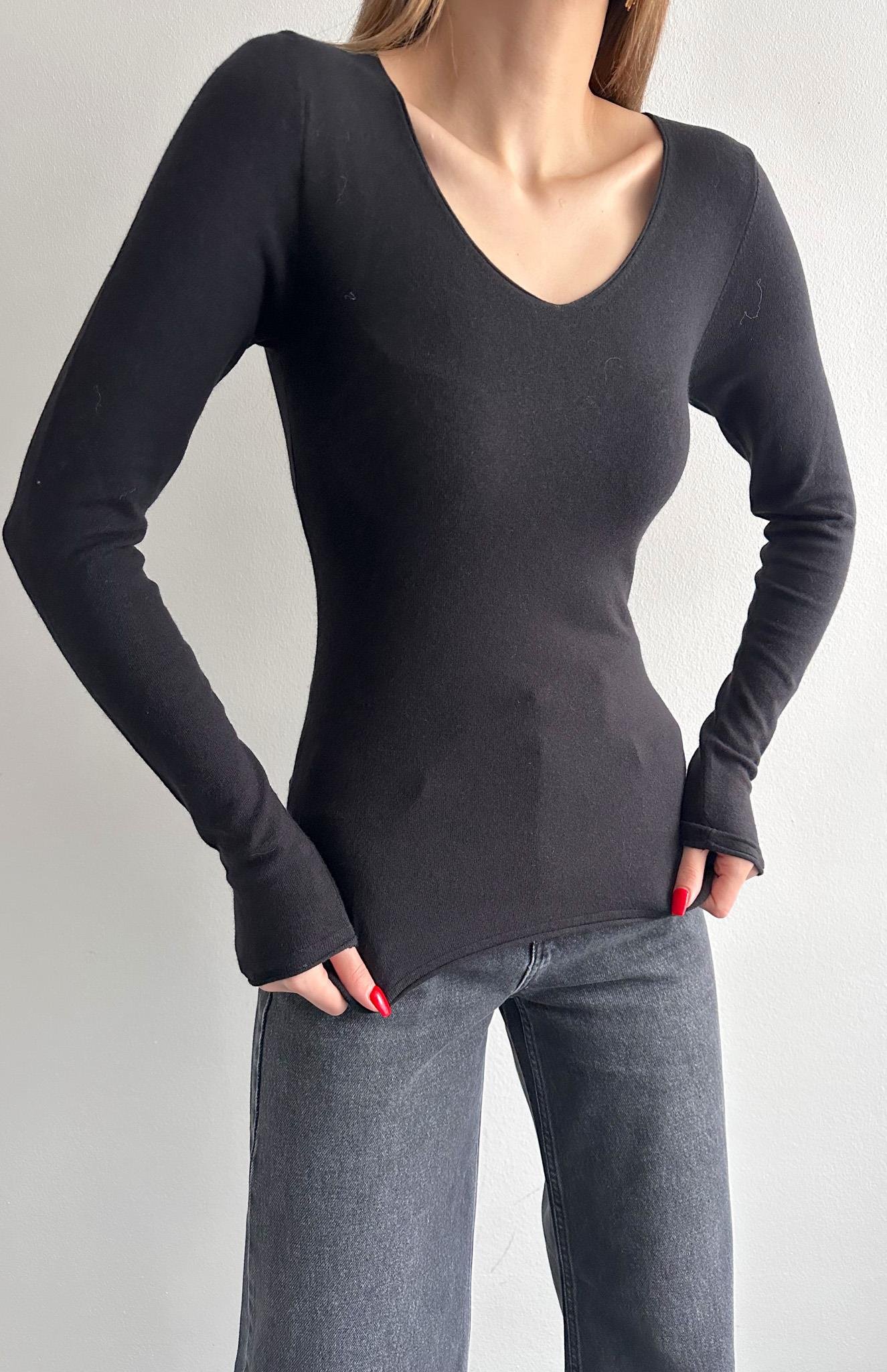 V Yaka Kaşmirli Ultra Hafif Kazak SİYAH