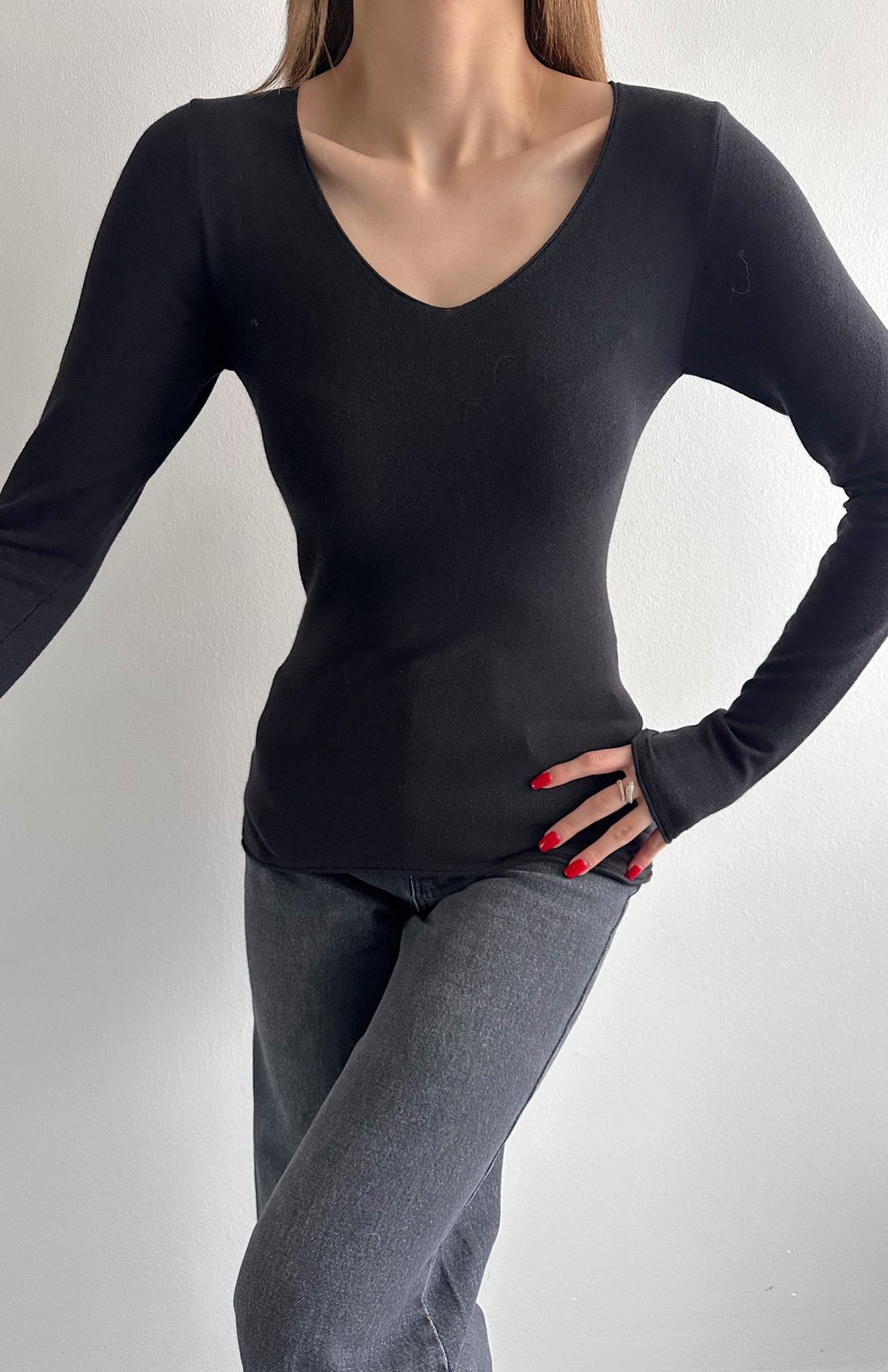 V Yaka Kaşmirli Ultra Hafif Kazak SİYAH