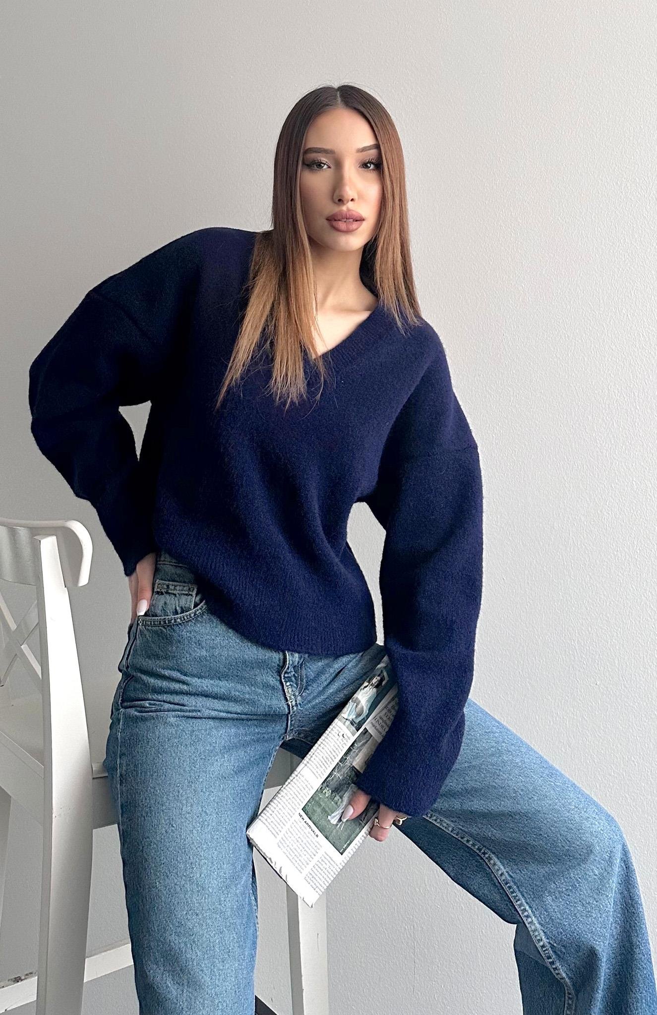 V Yaka Yumuşak Dokulu Kazak LACİVERT