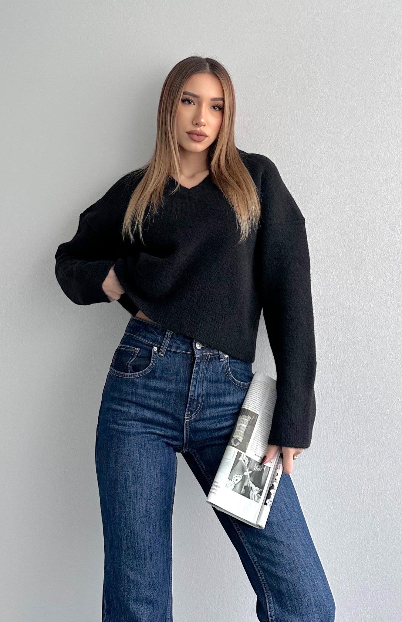 V Yaka Yumuşak Dokulu Kazak SİYAH