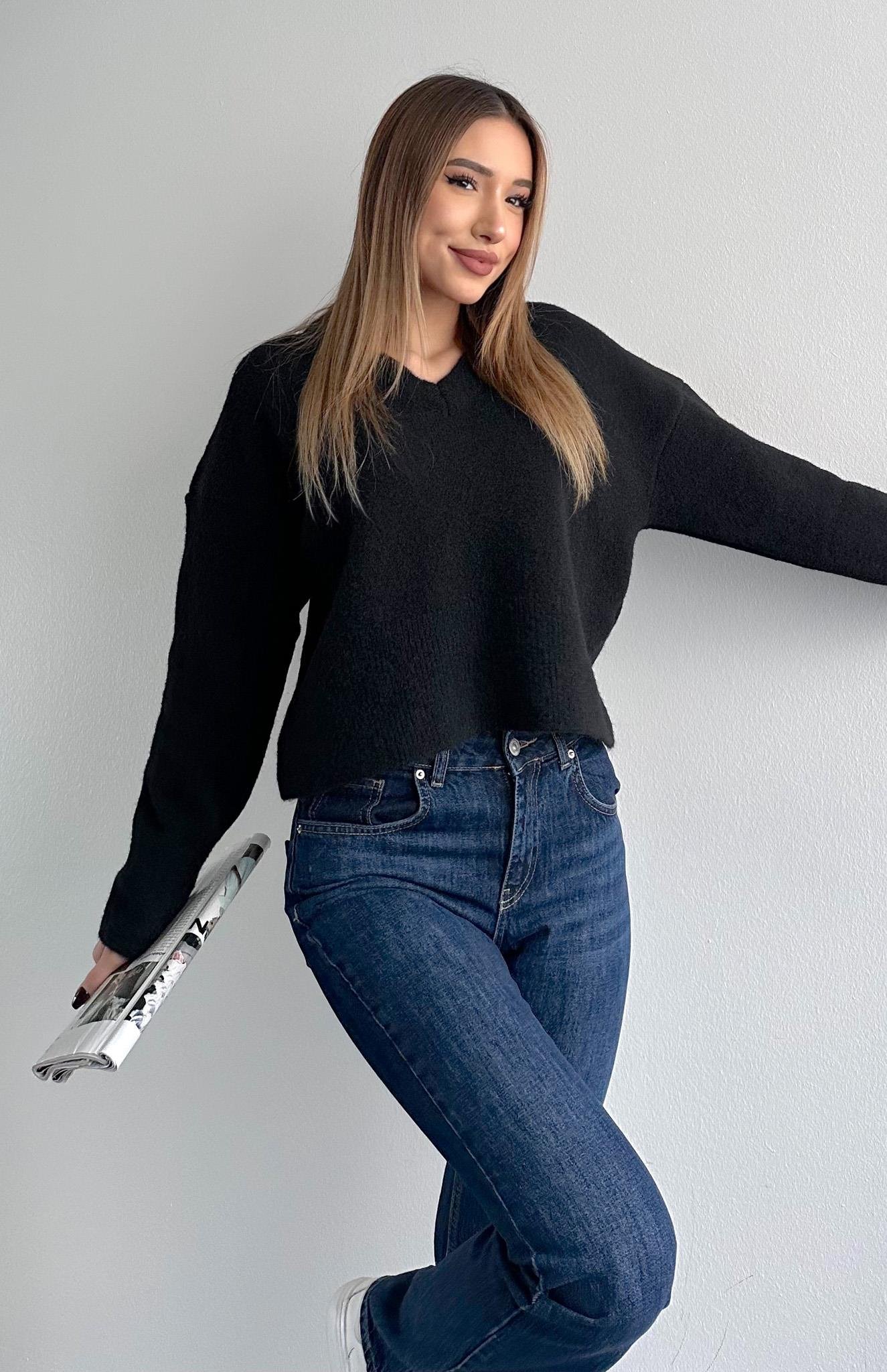 V Yaka Yumuşak Dokulu Kazak SİYAH