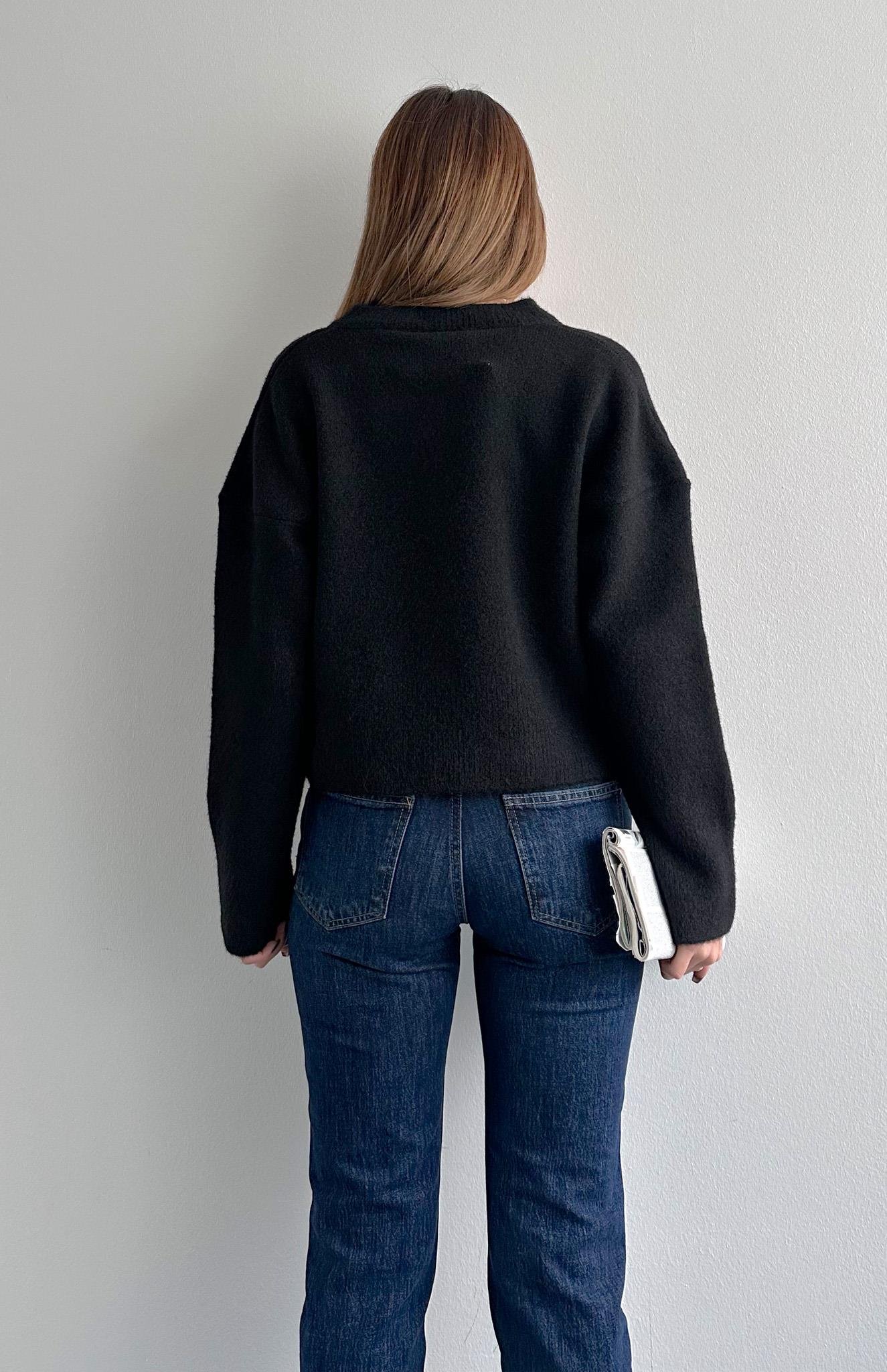 V Yaka Yumuşak Dokulu Kazak SİYAH