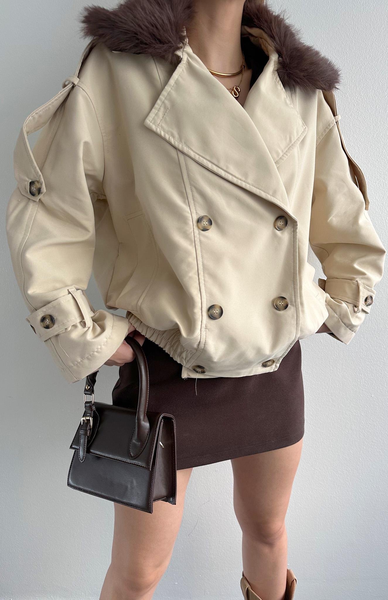 Yakası Kürklü Mont TAŞ