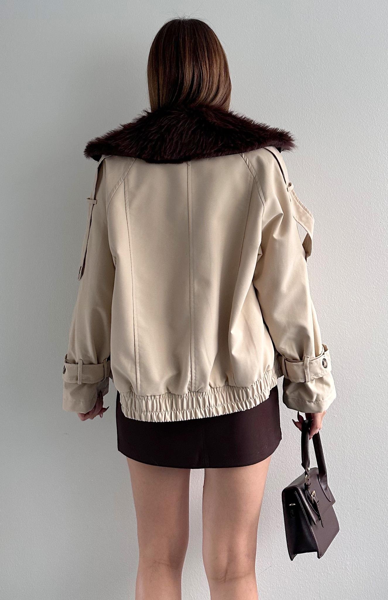 Yakası Kürklü Mont TAŞ