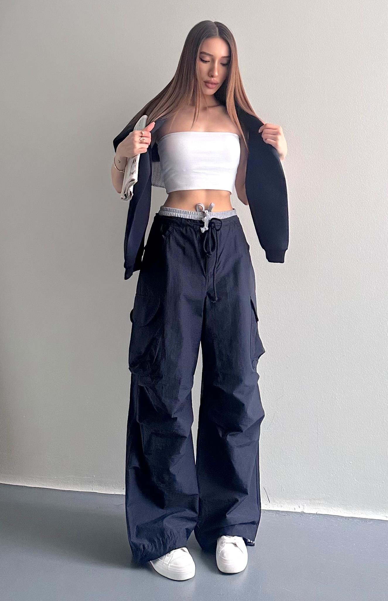 Bel Detaylı Paraşüt Pantolon LACİVERT