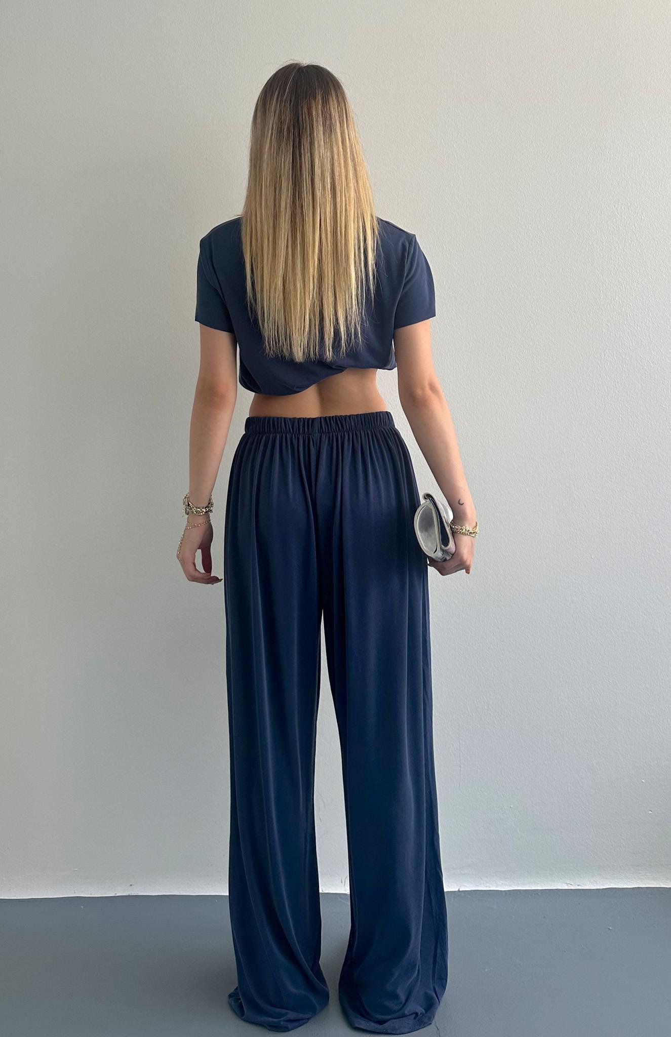Dikişsiz Beli Lastikli Geniş Paça Pantolon LACİVERT