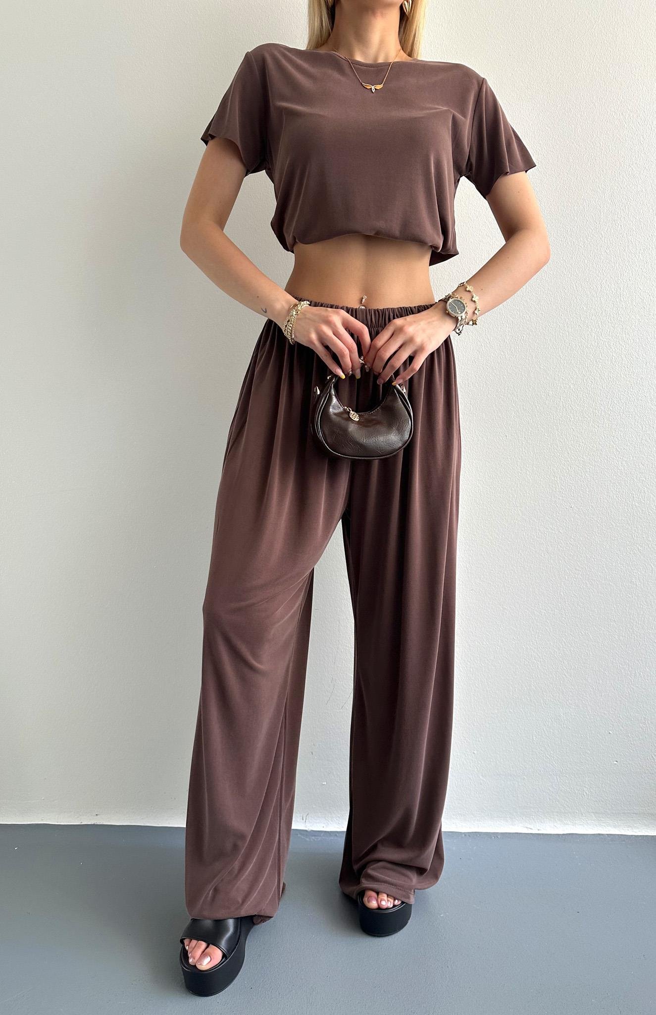 Dikişsiz Beli Lastikli Geniş Paça Pantolon KAHVERENGİ