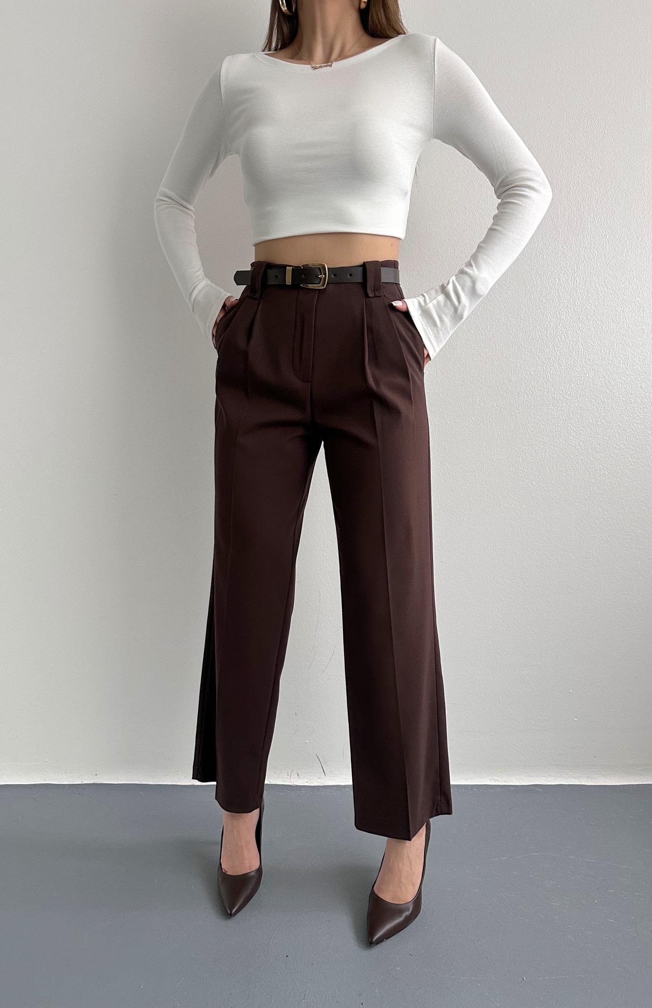 Kemerli Cep Kapaklı Yüksek Bel Pantolon KAHVERENGİ