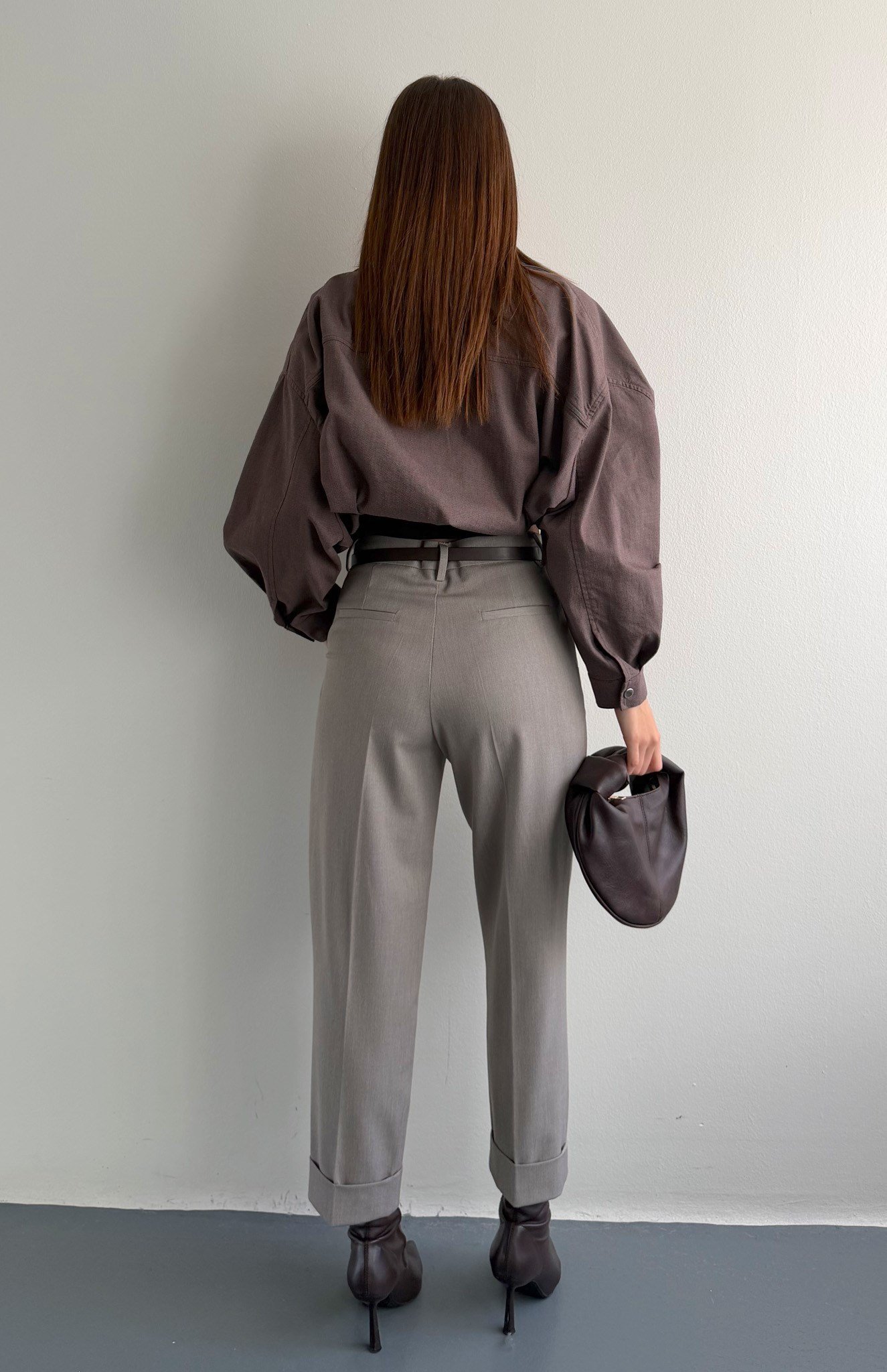 Kıvrık Paça Kemerli Pantolon VİZON