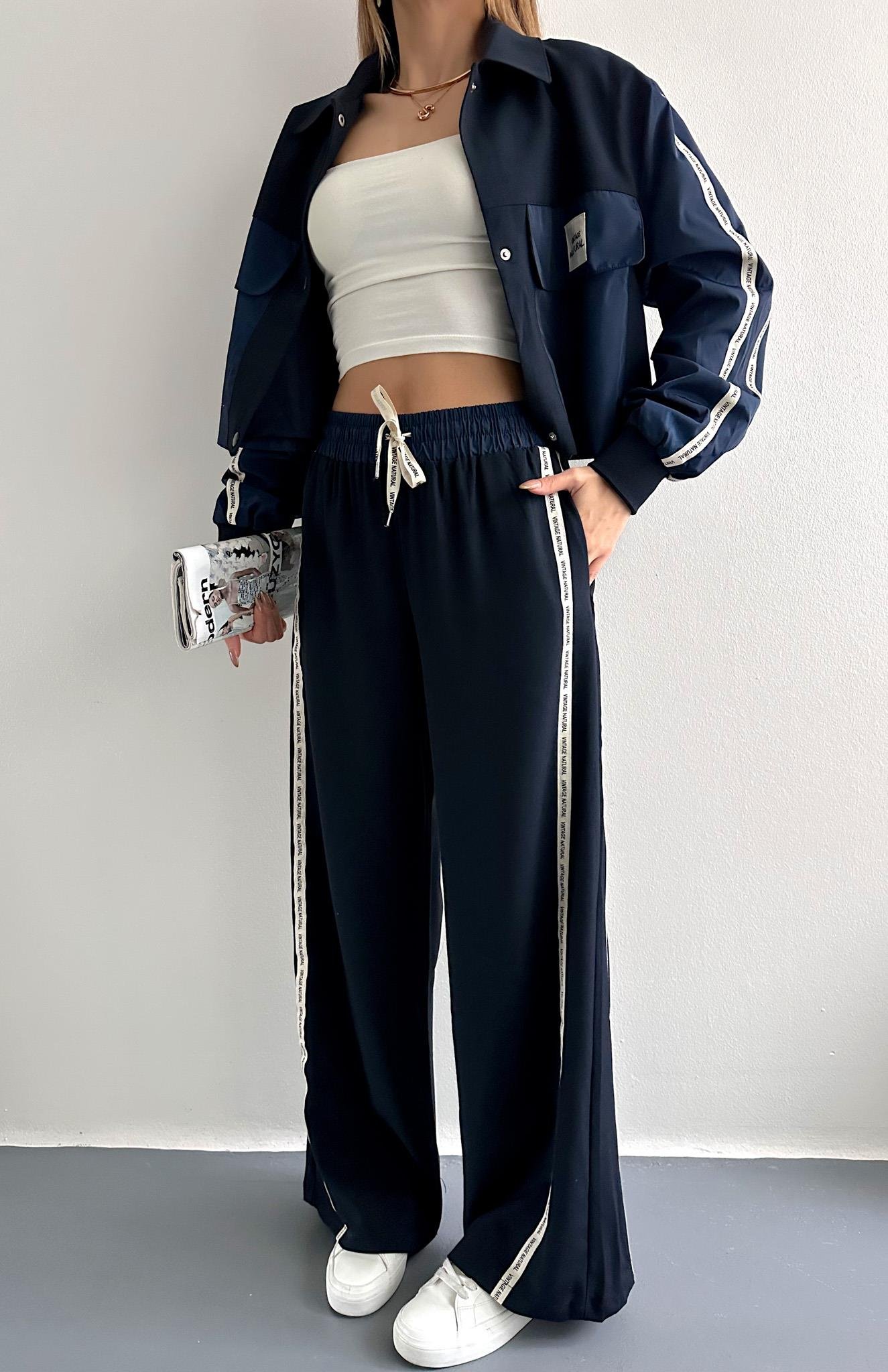 Şerit Detaylı Pantolon LACİVERT