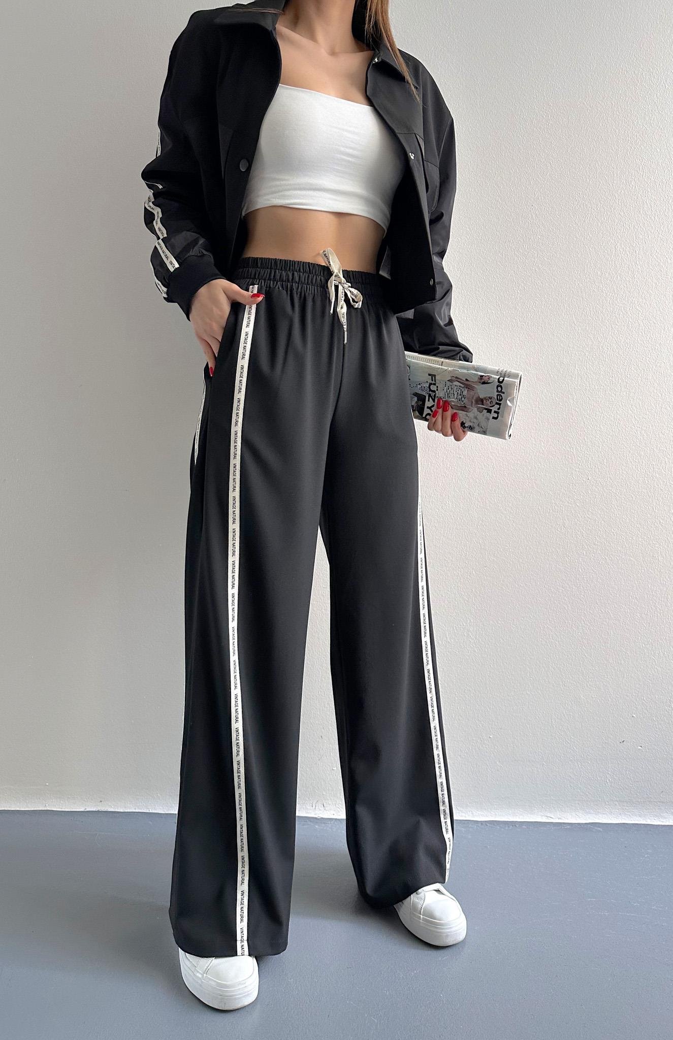 Şerit Detaylı Pantolon SİYAH