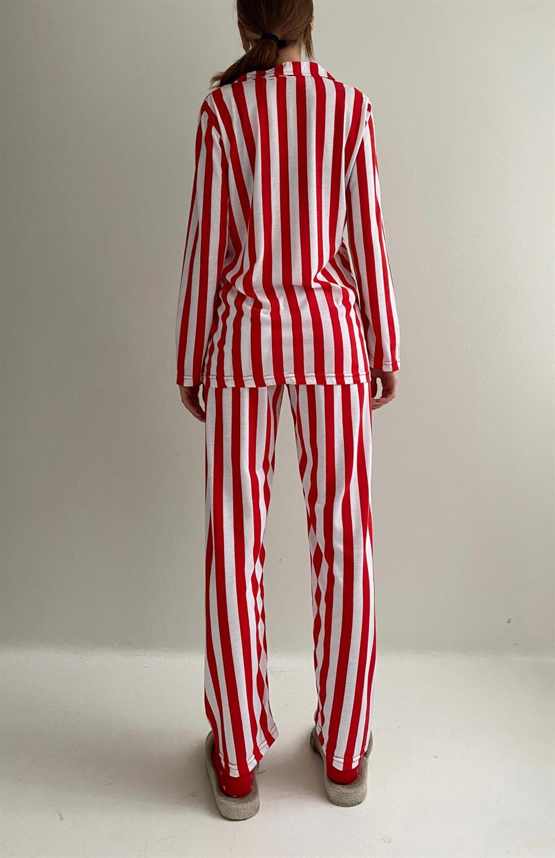 Çizgili Pijama Takımı KIRMIZI ÇİZGİ