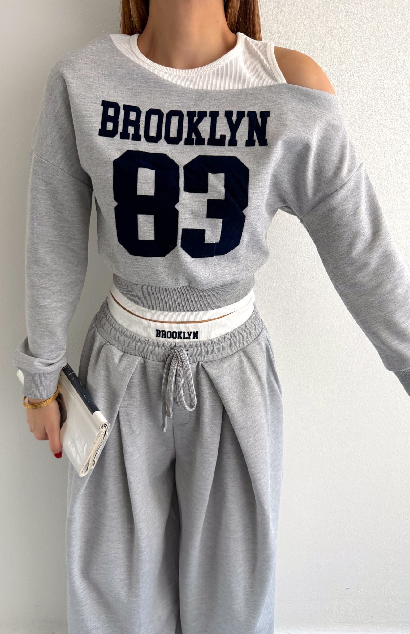Asimetrik Atlet Detaylı Sweatshırt GRİ