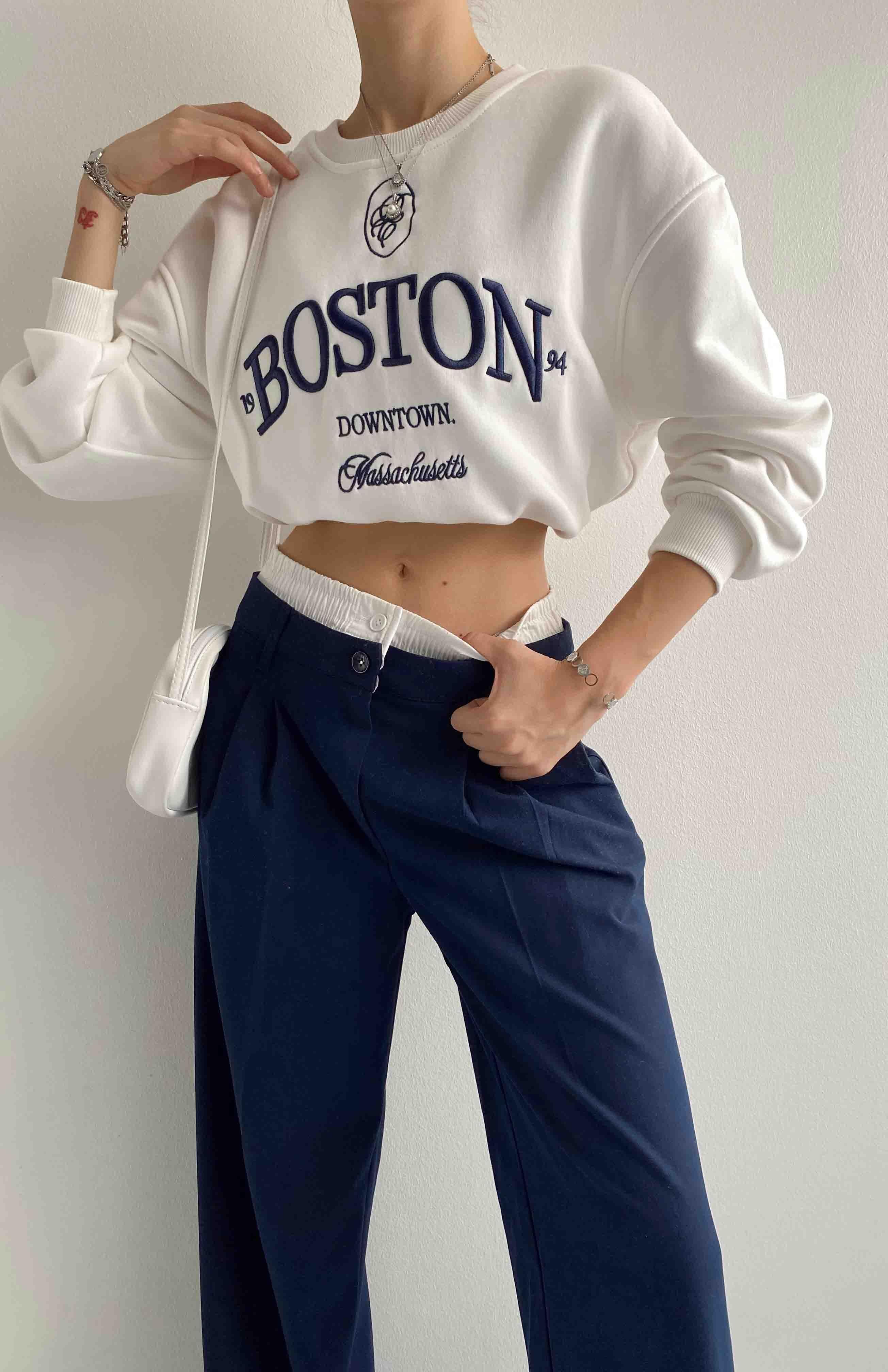Boston Nakışlı Sweatshırt BEYAZ