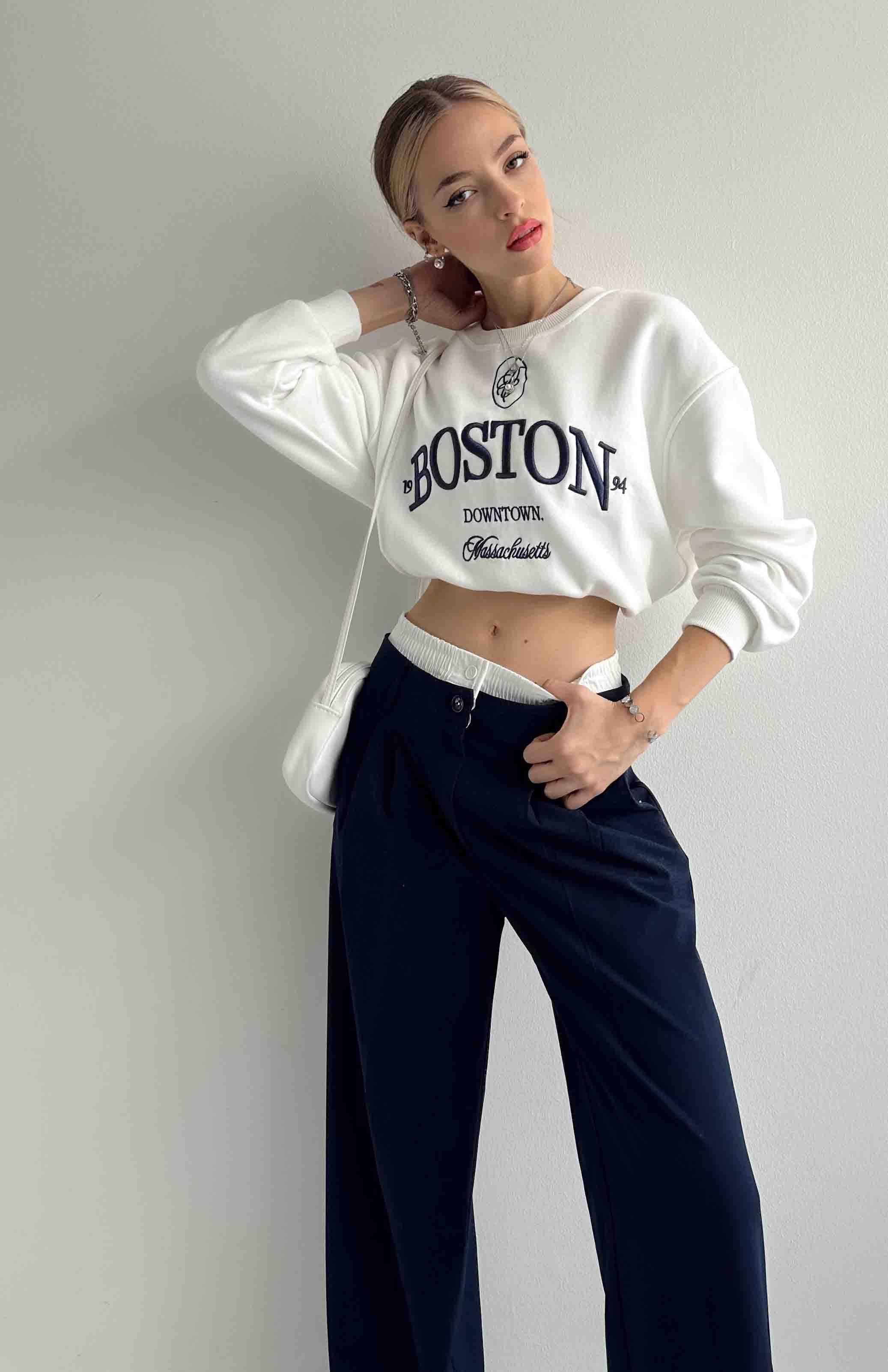 Boston Nakışlı Sweatshırt BEYAZ