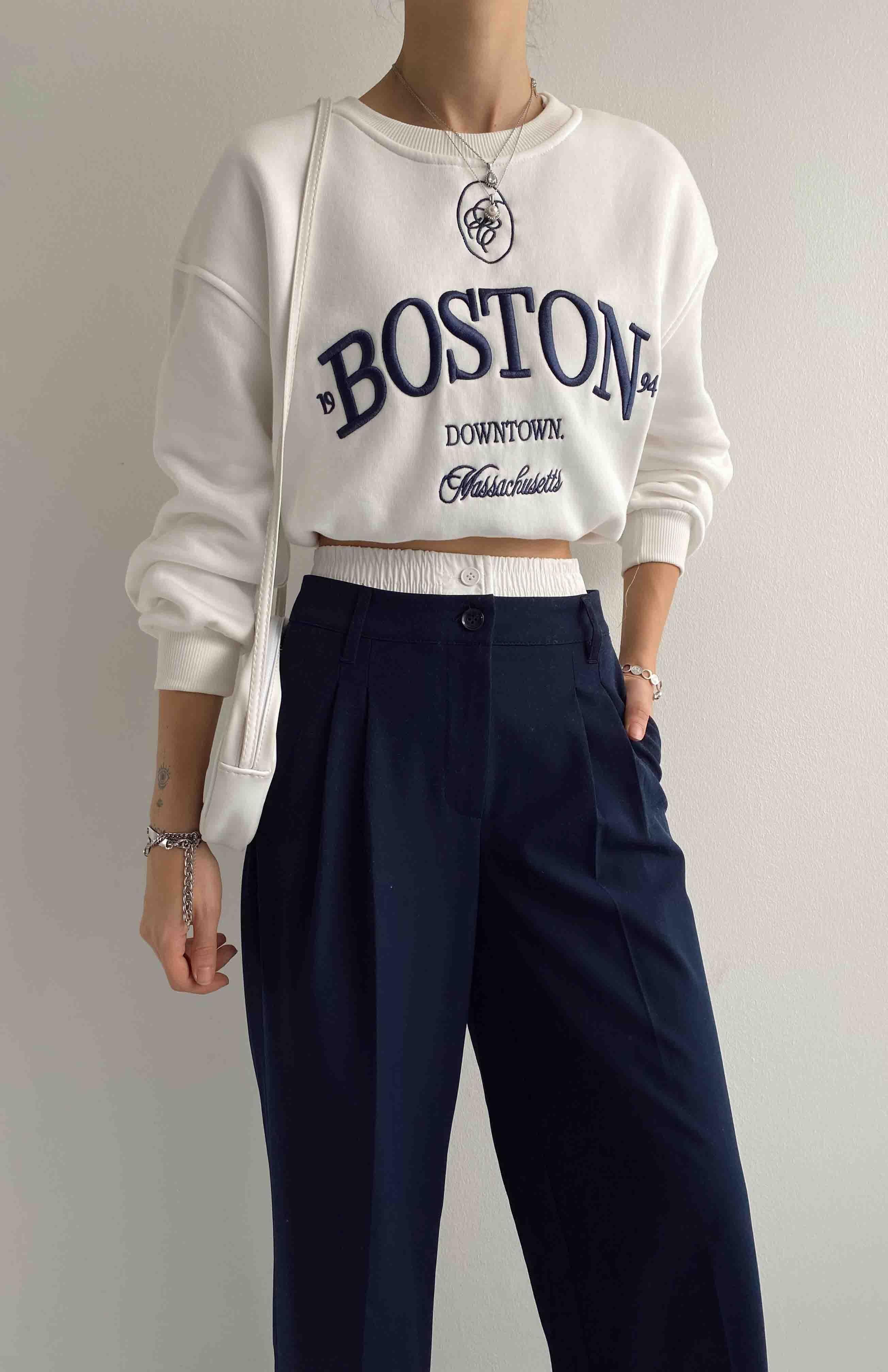 Boston Nakışlı Sweatshırt BEYAZ