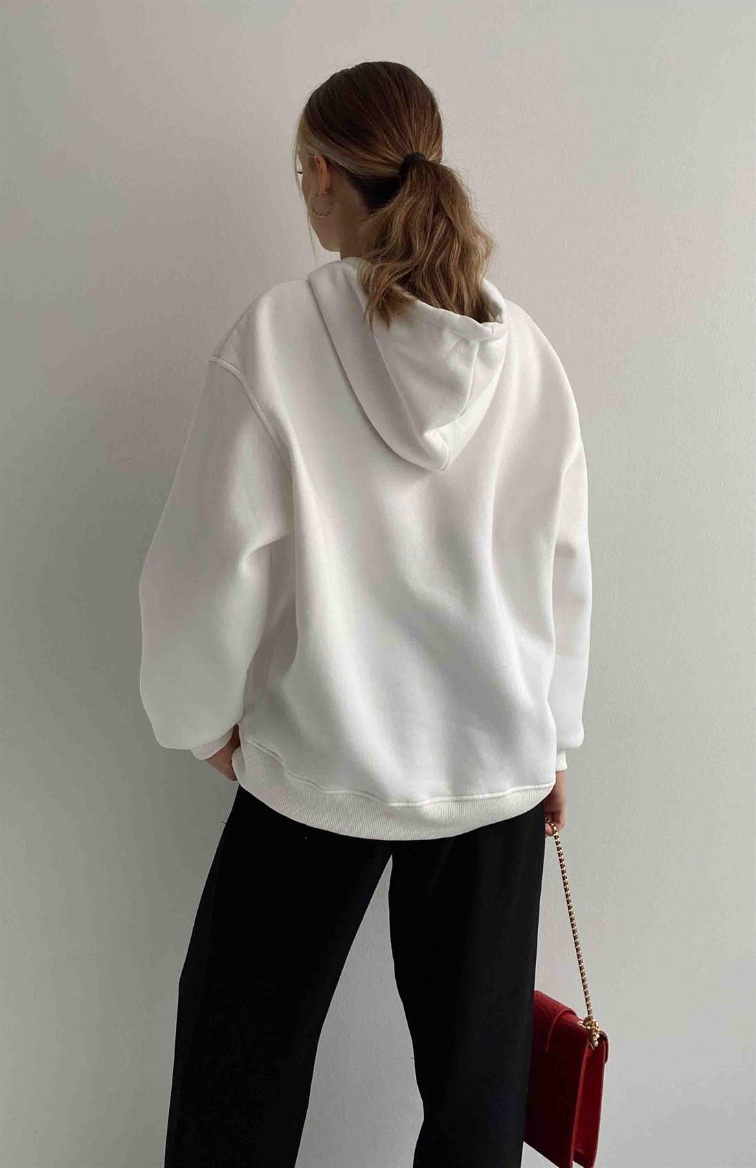 Kalp Nakışlı Kapşonlu Sweatshırt EKRU